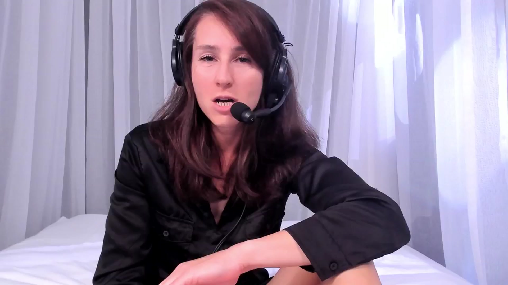 Gallery image thumbnail from Olivia's myfreecams stream on, 05/14/2024, 05:07 image 14 of 20