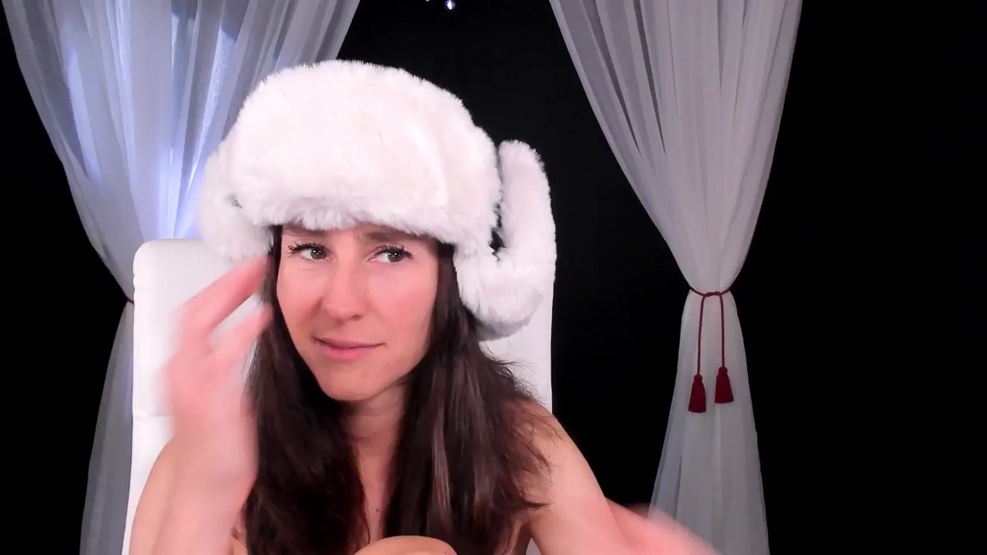 Gallery image thumbnail from Olivia's myfreecams stream on, 05/17/2024, 05:04 image 17 of 20