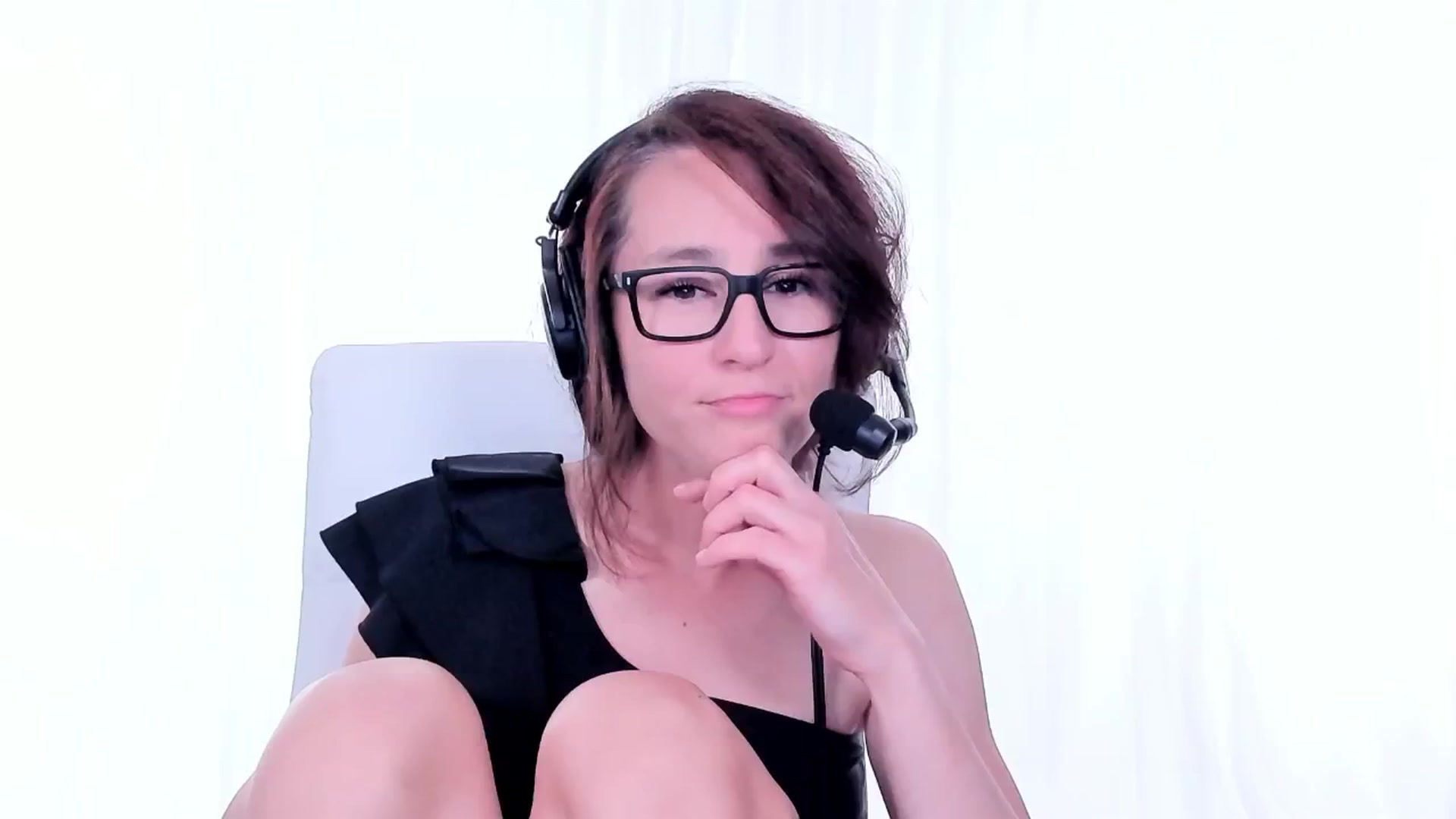 Gallery image thumbnail from Olivia's myfreecams stream on, 05/24/2024, 05:48 image 10 of 20