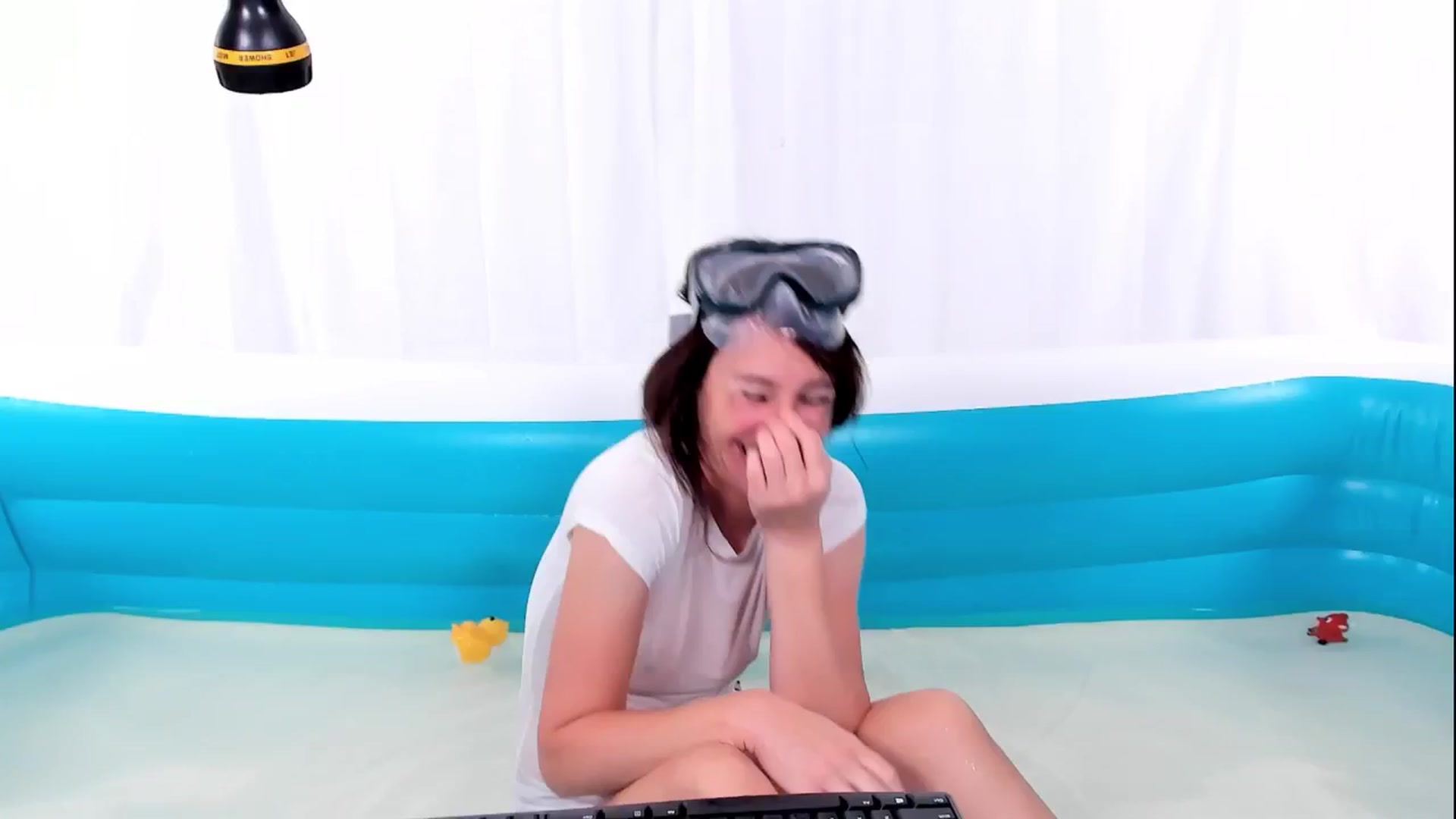 Gallery image thumbnail from Olivia's myfreecams stream on, 05/26/2024, 03:21 image 8 of 20
