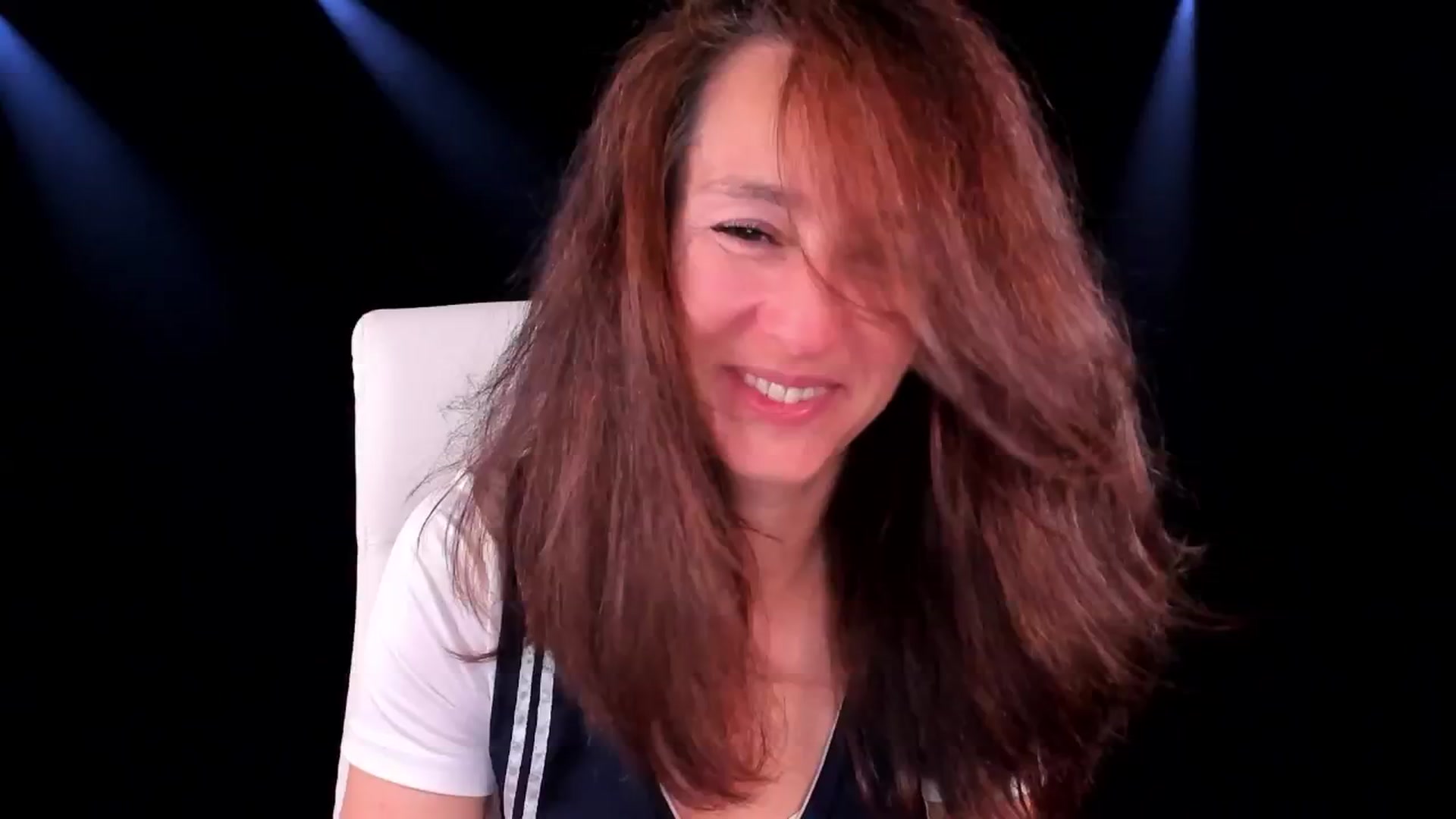 Gallery image thumbnail from Olivia's myfreecams stream on, 06/19/2024, 05:56 image 10 of 20