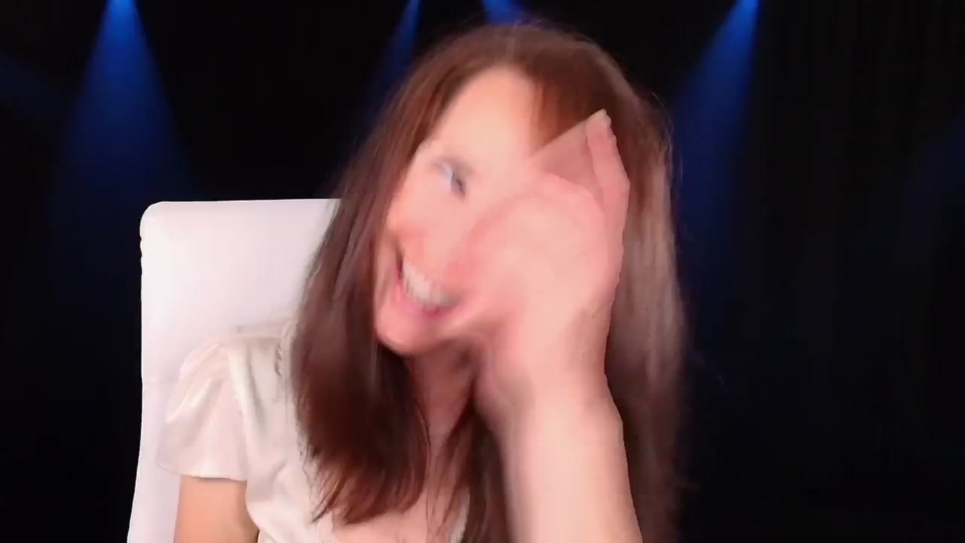 Gallery image thumbnail from Olivia's myfreecams stream on, 07/04/2024, 03:34 image 2 of 20