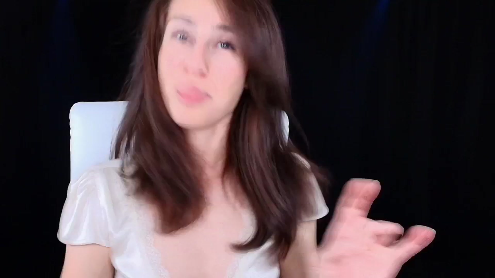 Gallery image thumbnail from Olivia's myfreecams stream on, 07/04/2024, 03:34 image 5 of 20