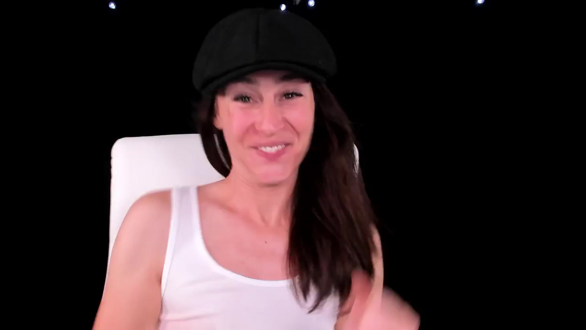 Gallery image thumbnail from Olivia's myfreecams stream on, 07/06/2024, 03:41 image 9 of 20