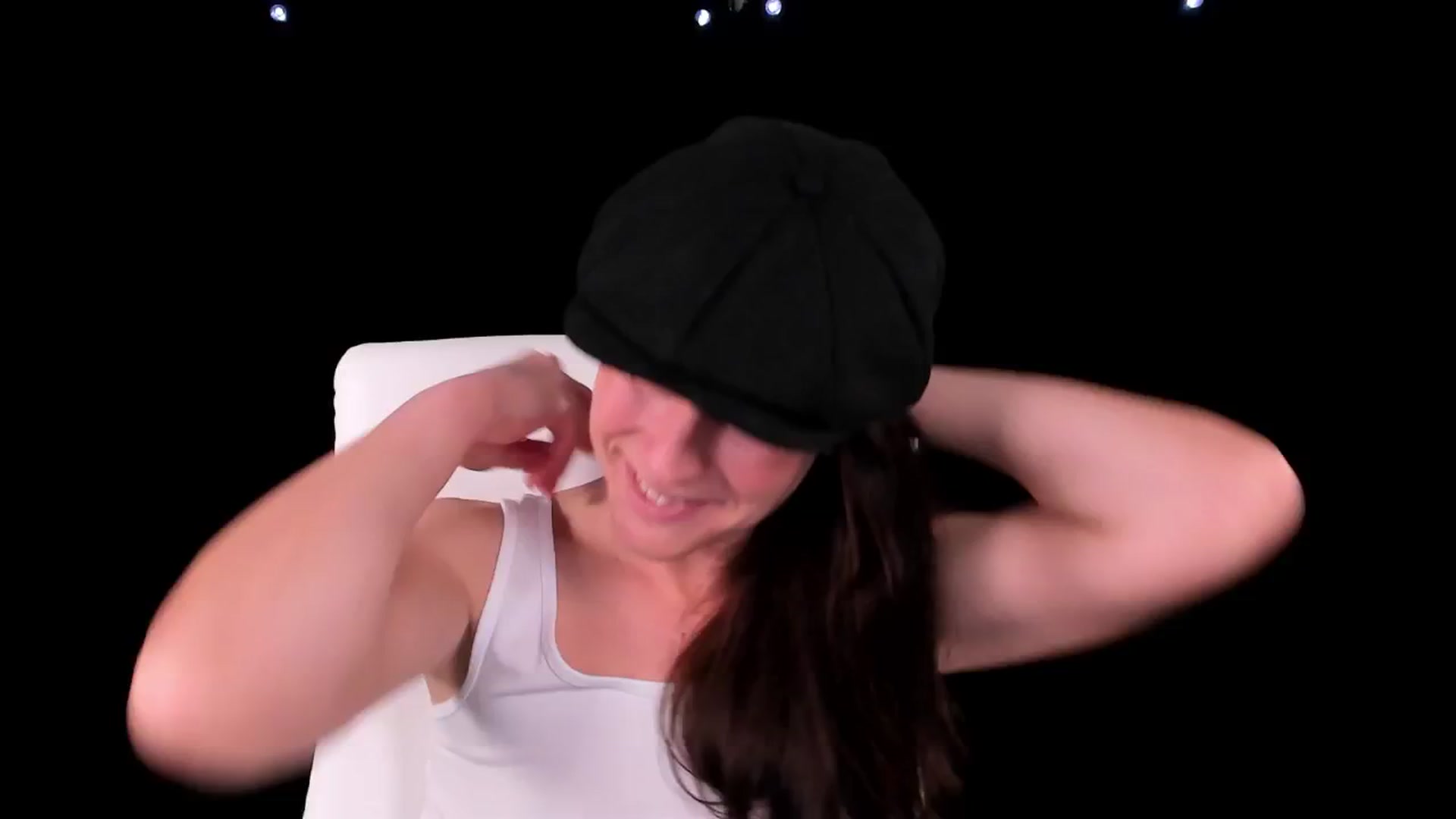 Gallery image thumbnail from Olivia's myfreecams stream on, 07/06/2024, 03:41 image 14 of 20