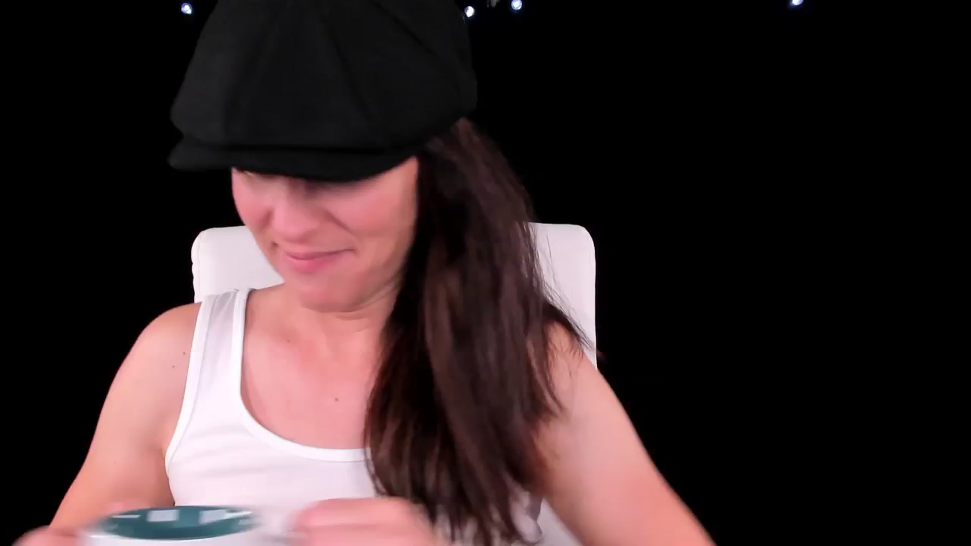 Gallery image thumbnail from Olivia's myfreecams stream on, 07/06/2024, 03:41 image 17 of 20