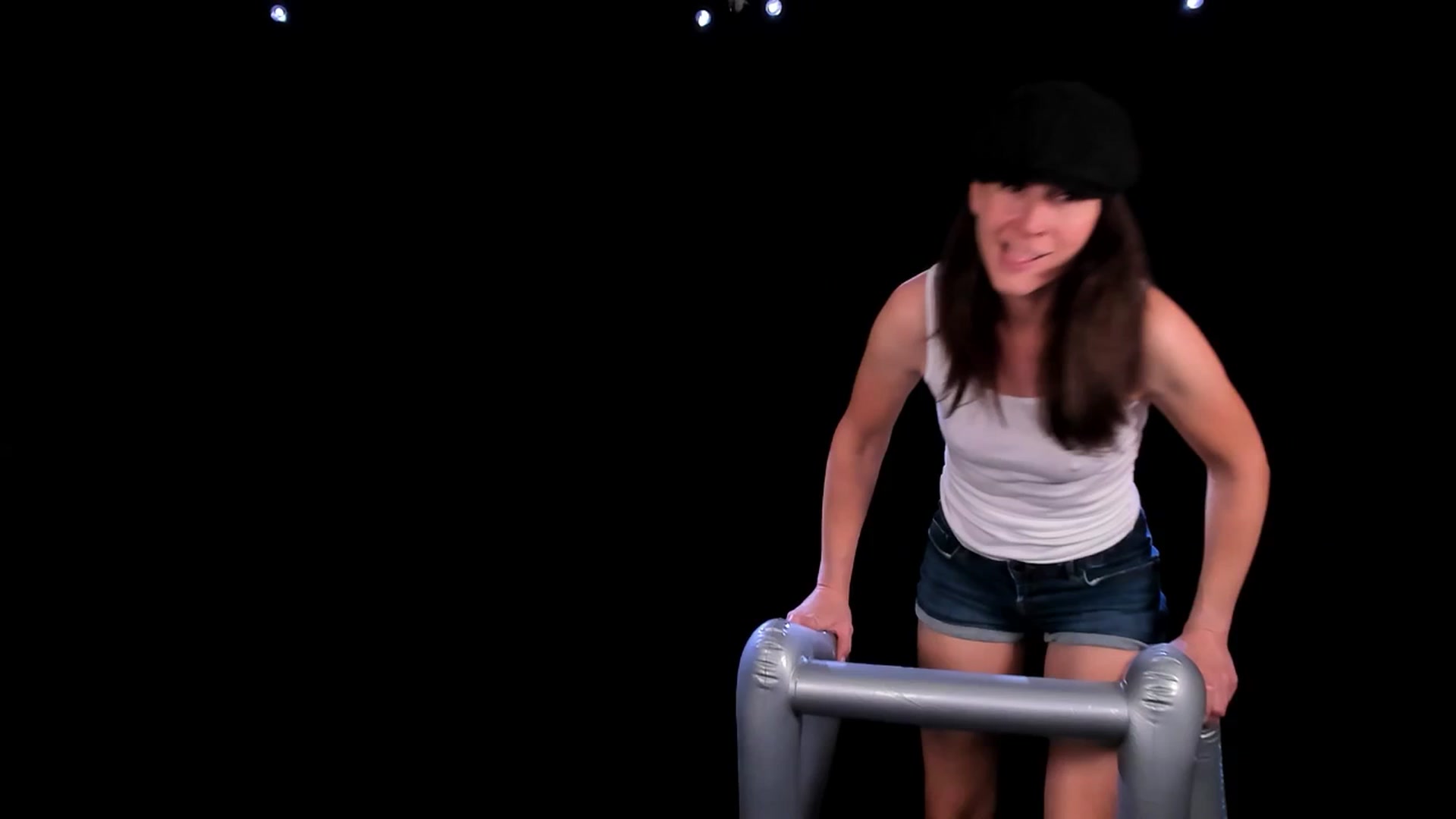 Gallery image thumbnail from Olivia's myfreecams stream on, 07/06/2024, 03:41 image 13 of 20