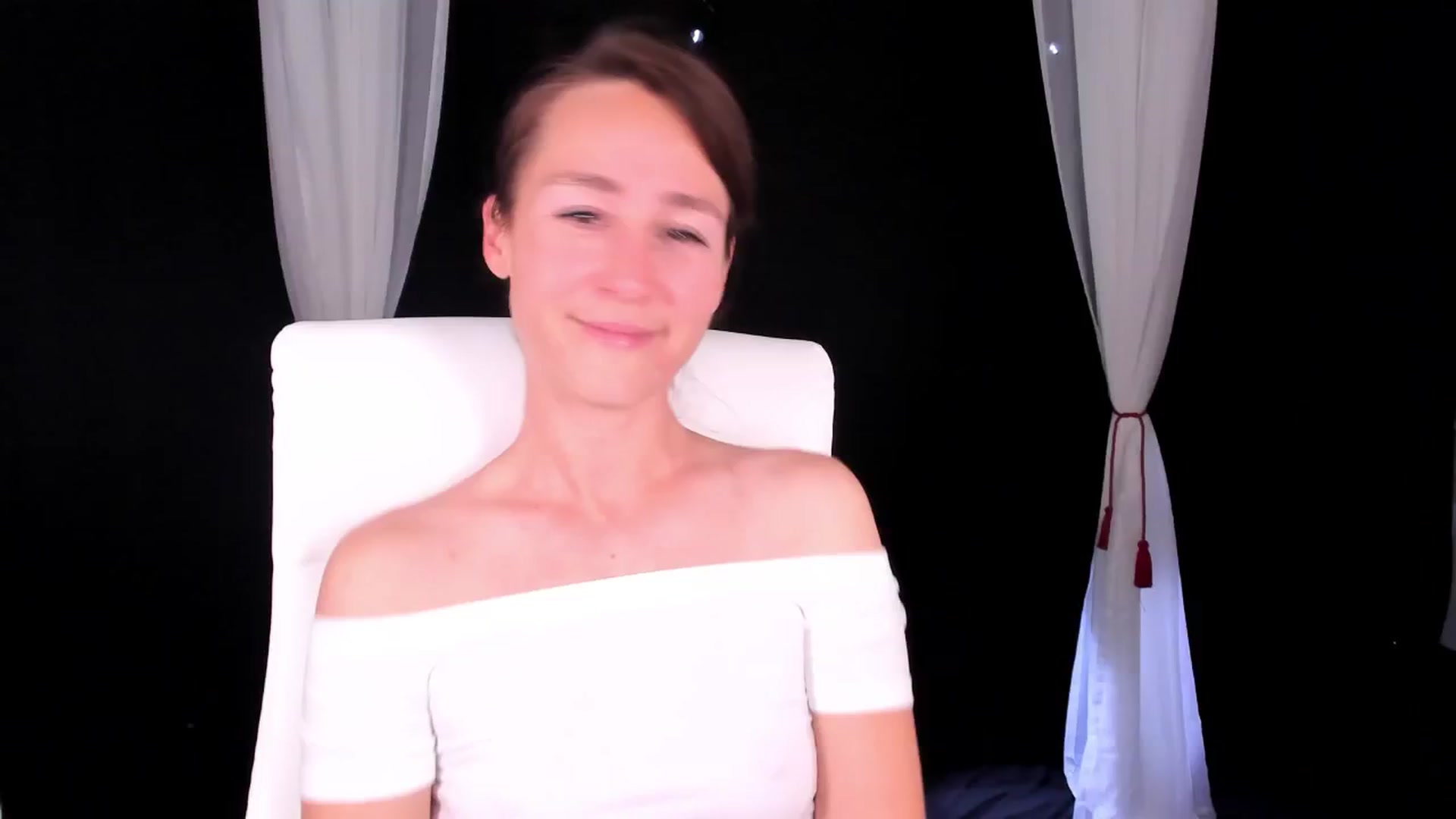 Gallery image thumbnail from Olivia's myfreecams stream on, 07/12/2024, 05:16 image 13 of 20