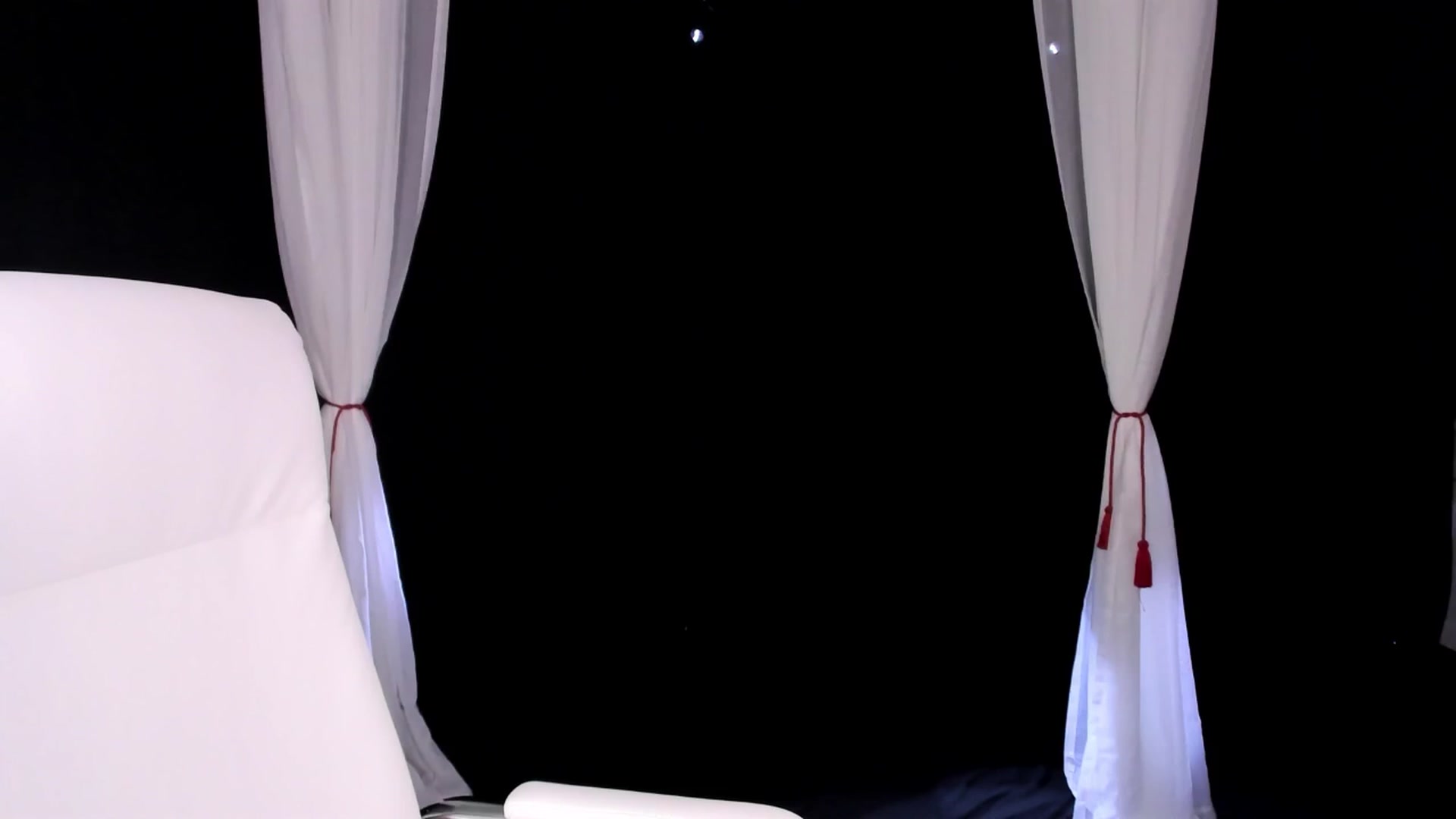 Gallery image thumbnail from Olivia's myfreecams stream on, 07/12/2024, 05:16 image 11 of 20
