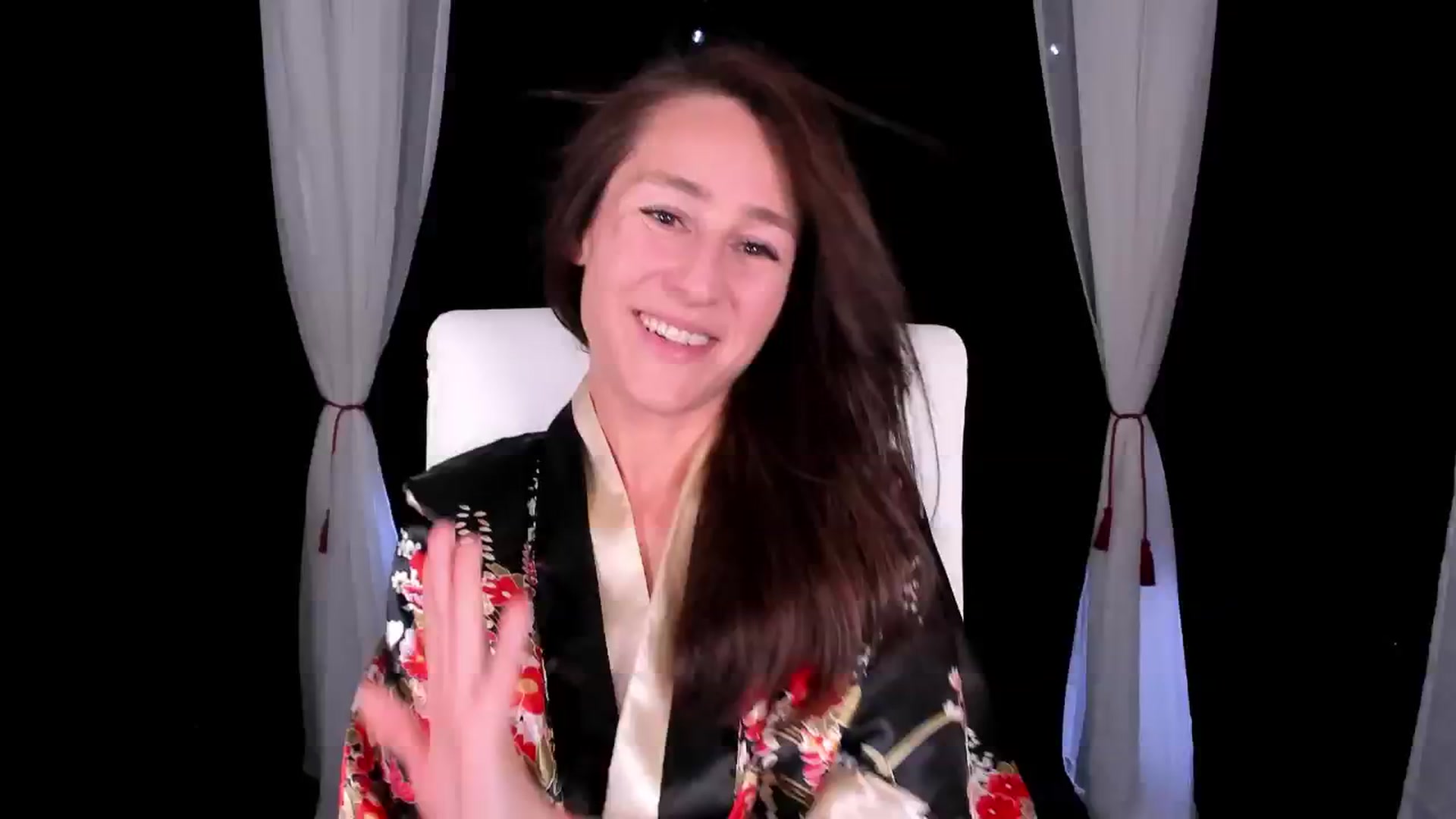 Gallery image thumbnail from Olivia's myfreecams stream on, 07/13/2024, 04:25 image 7 of 20