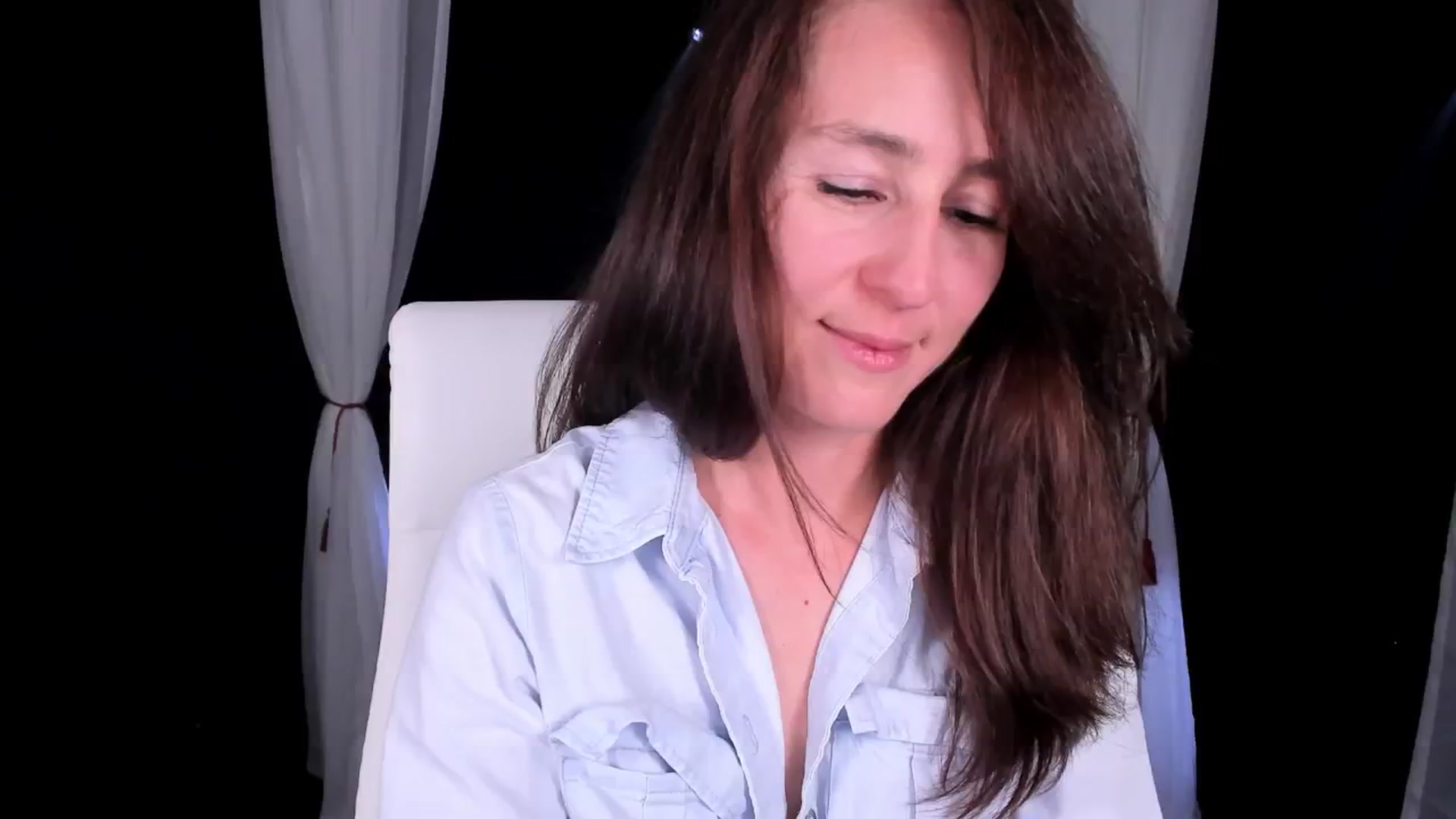 Gallery image thumbnail from Olivia's myfreecams stream on, 07/13/2024, 04:46 image 4 of 20