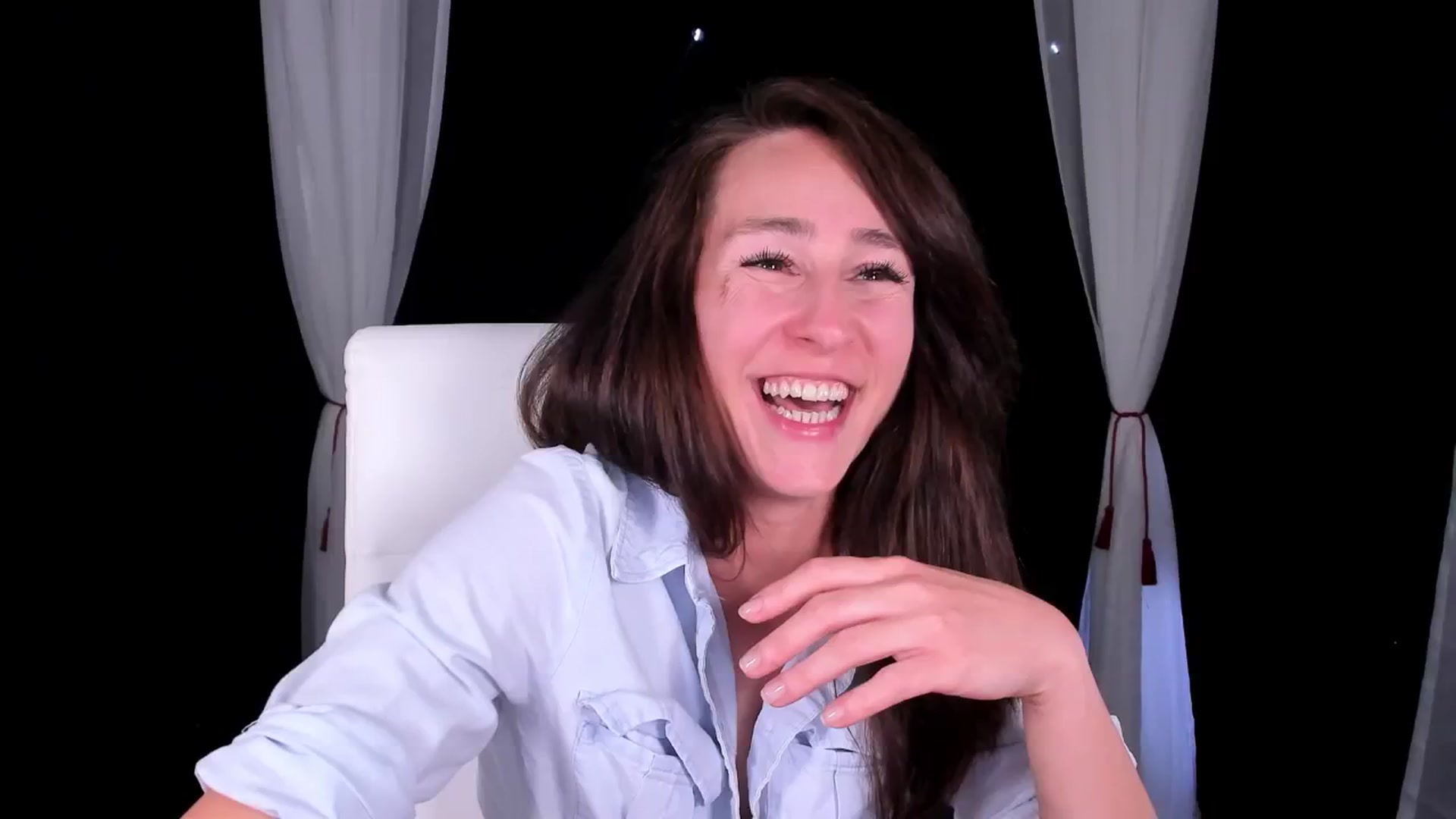 Gallery image thumbnail from Olivia's myfreecams stream on, 07/13/2024, 04:46 image 13 of 20