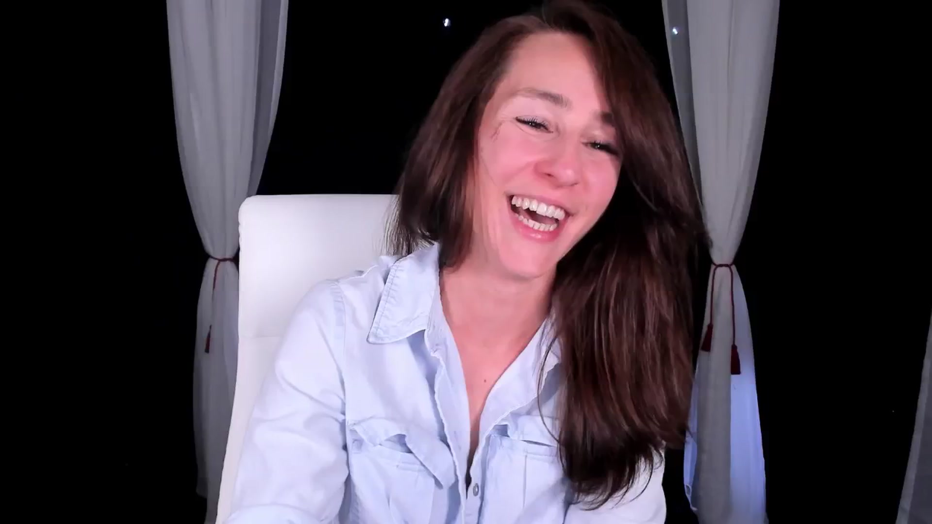 Gallery image thumbnail from Olivia's myfreecams stream on, 07/13/2024, 04:46 image 18 of 20