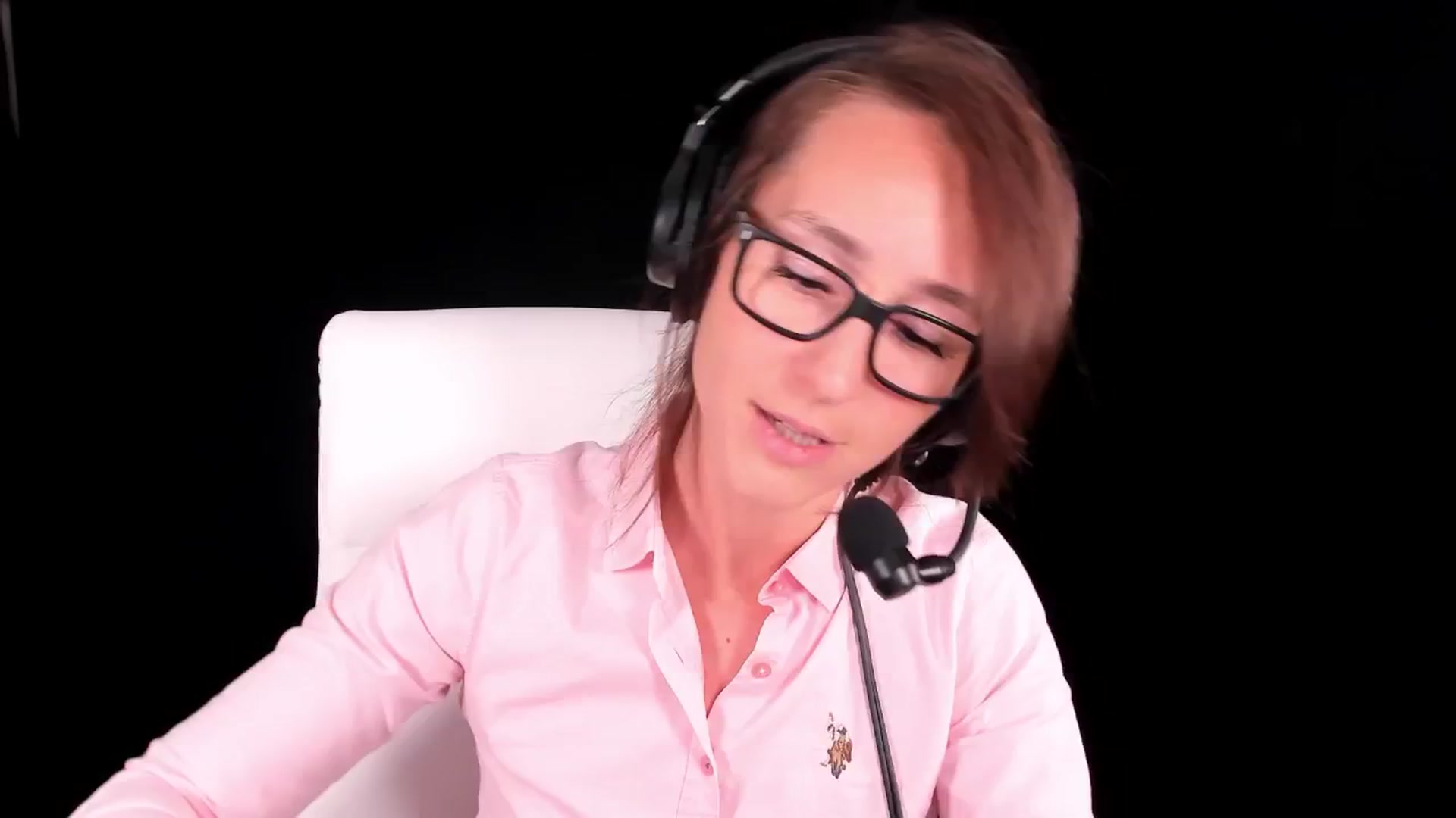 Gallery image thumbnail from Olivia's myfreecams stream on, 07/16/2024, 05:39 image 1 of 20