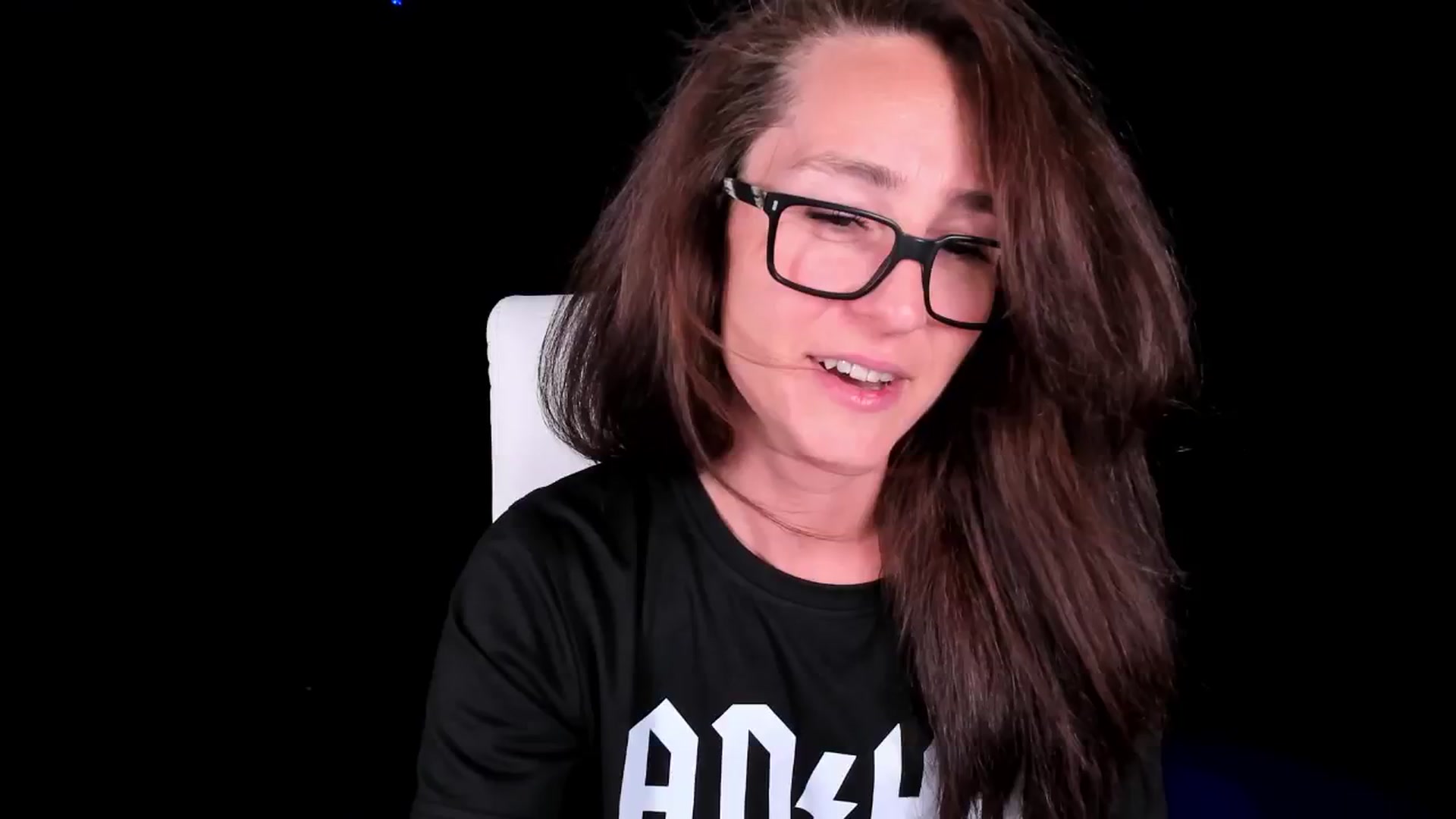 Gallery image thumbnail from Olivia's myfreecams stream on, 07/17/2024, 04:26 image 16 of 20