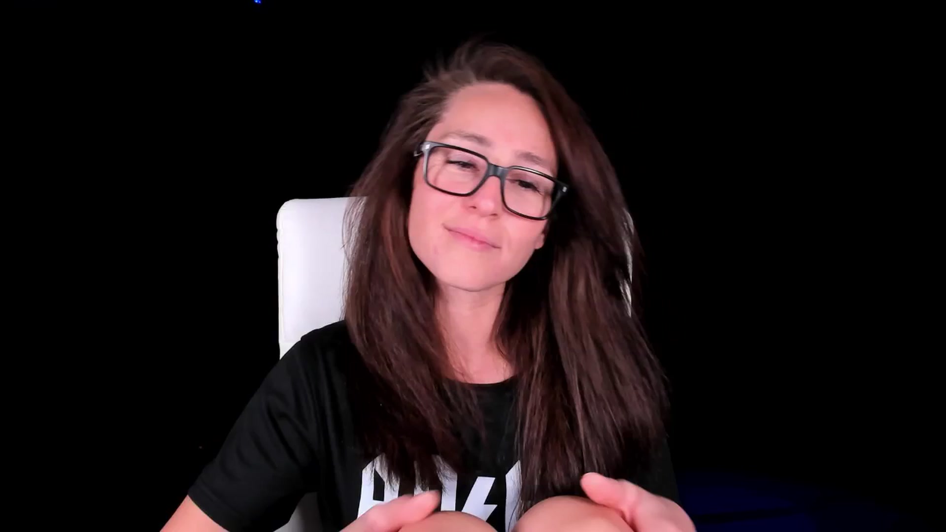 Gallery image thumbnail from Olivia's myfreecams stream on, 07/17/2024, 05:34 image 18 of 20
