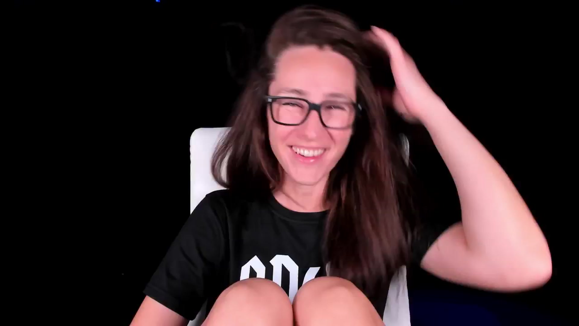 Gallery image thumbnail from Olivia's myfreecams stream on, 07/17/2024, 05:34 image 3 of 20