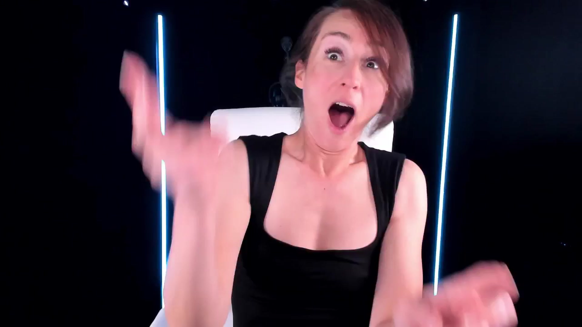 Gallery image thumbnail from Olivia's myfreecams stream on, 07/26/2024, 06:17 image 17 of 20