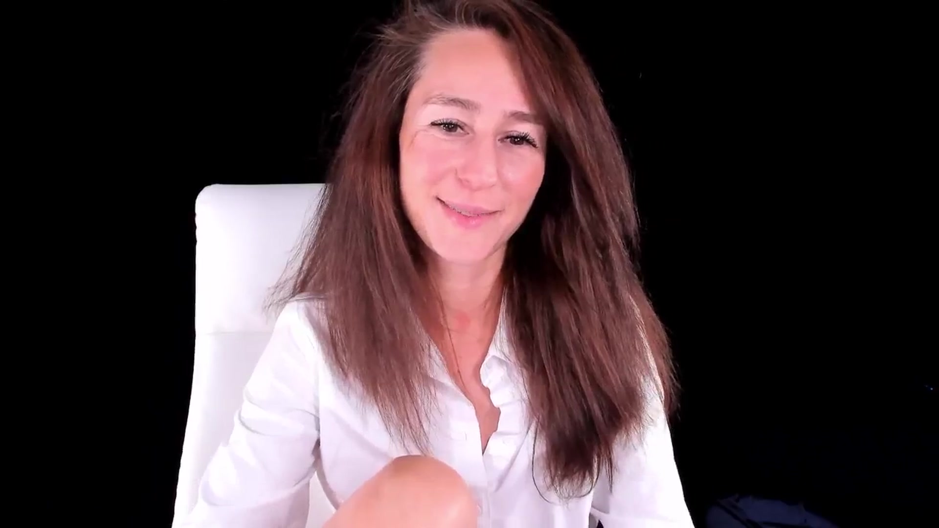 Gallery image thumbnail from Olivia's myfreecams stream on, 07/27/2024, 05:13 image 19 of 20