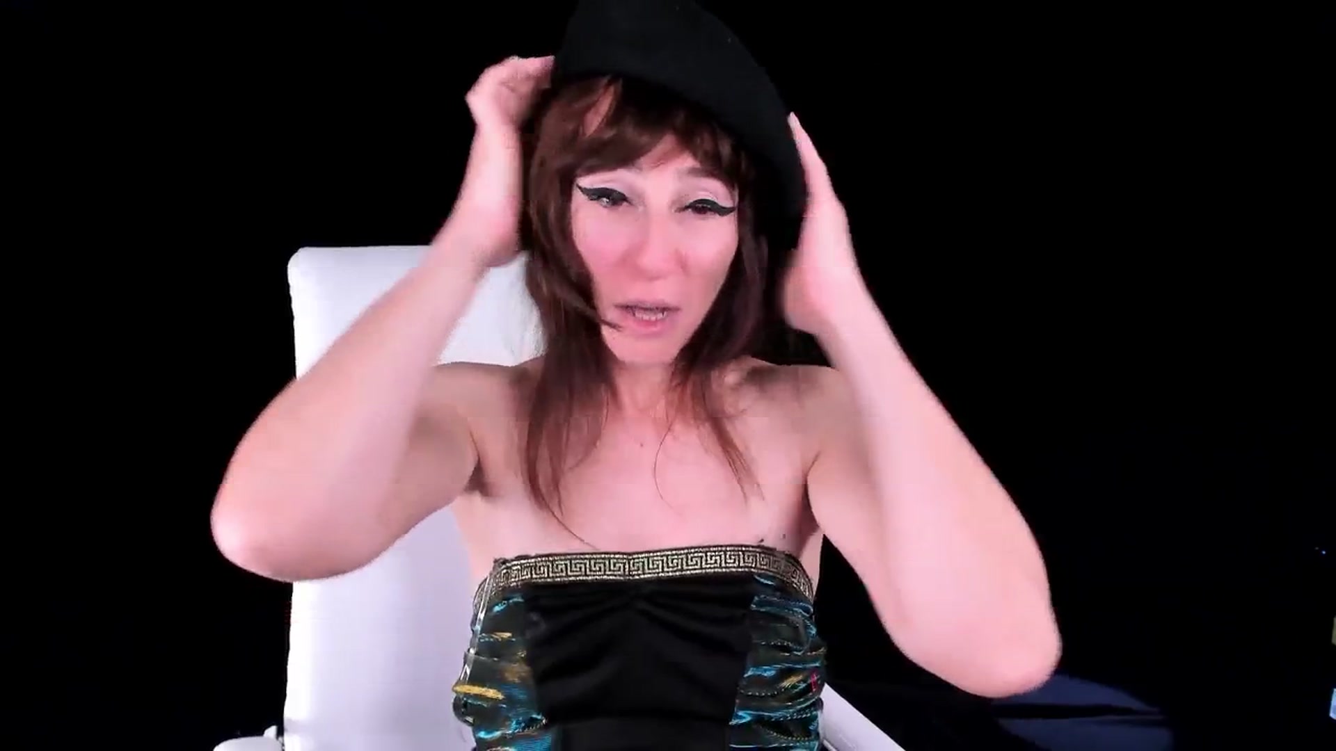 Gallery image thumbnail from Olivia's myfreecams stream on, 07/28/2024, 06:28 image 20 of 20