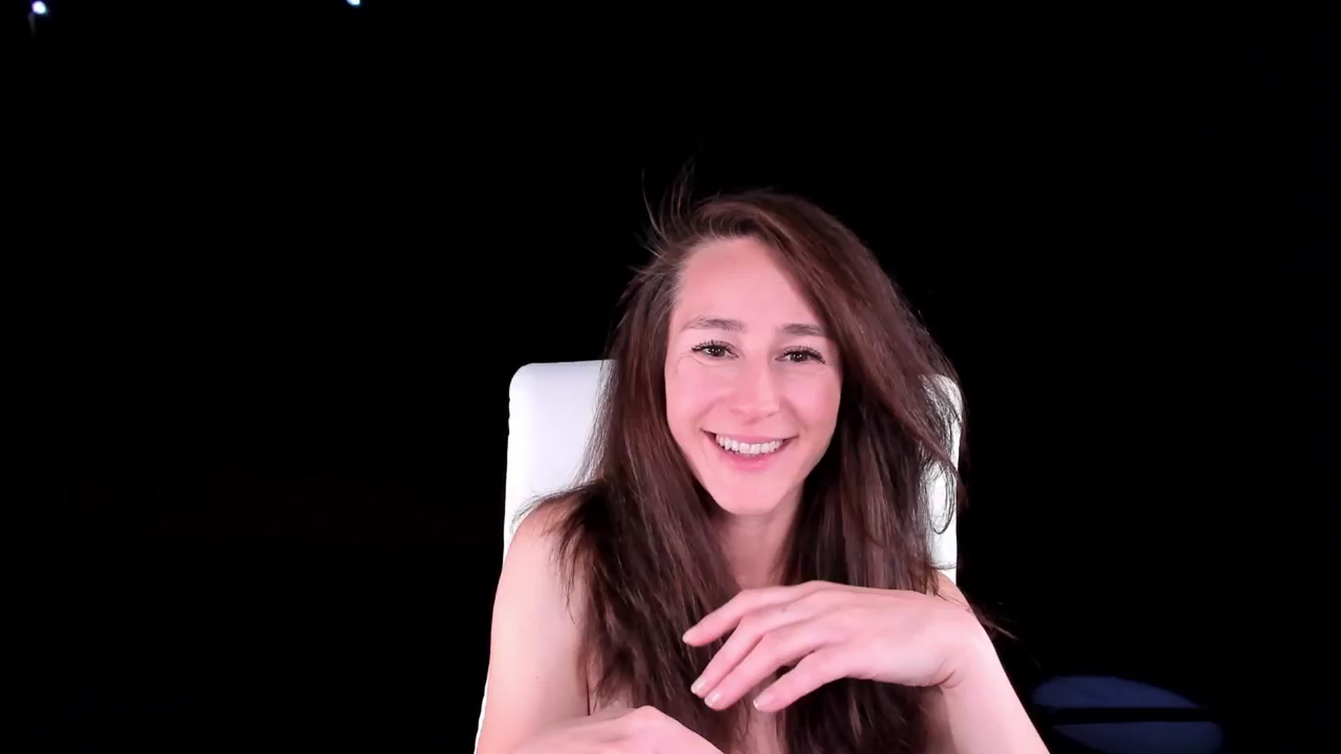 Gallery image thumbnail from Olivia's myfreecams stream on, 07/29/2024, 05:07 image 19 of 20