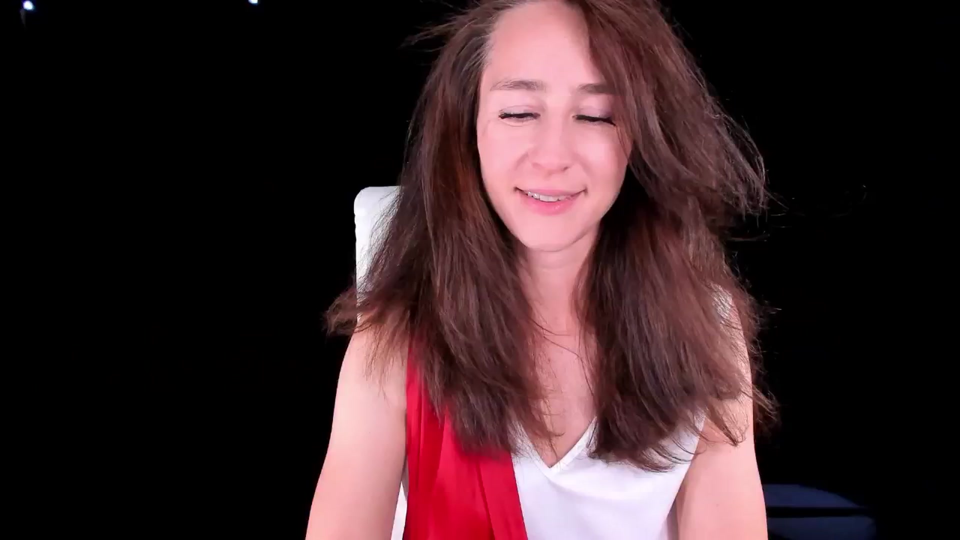 Gallery image thumbnail from Olivia's myfreecams stream on, 07/29/2024, 05:07 image 7 of 20