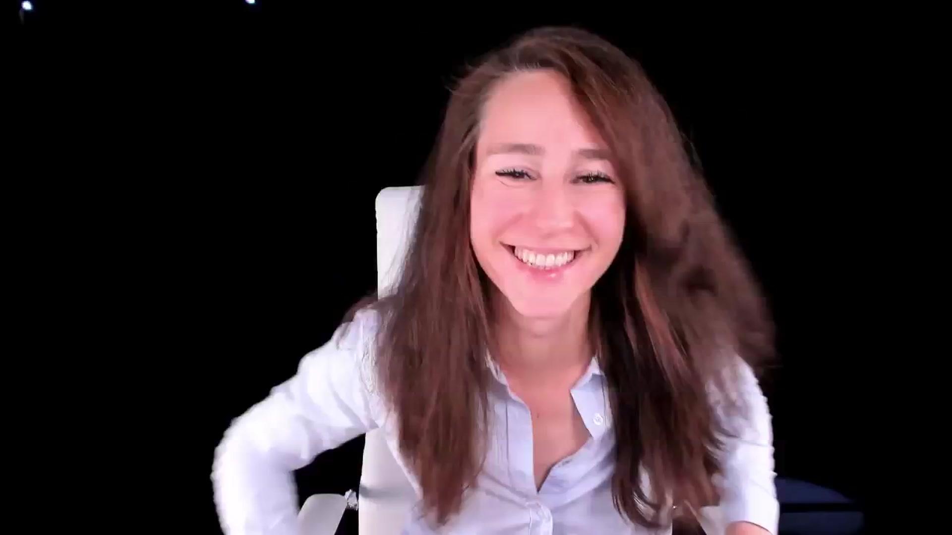Gallery image thumbnail from Olivia's myfreecams stream on, 07/30/2024, 06:08 image 18 of 20