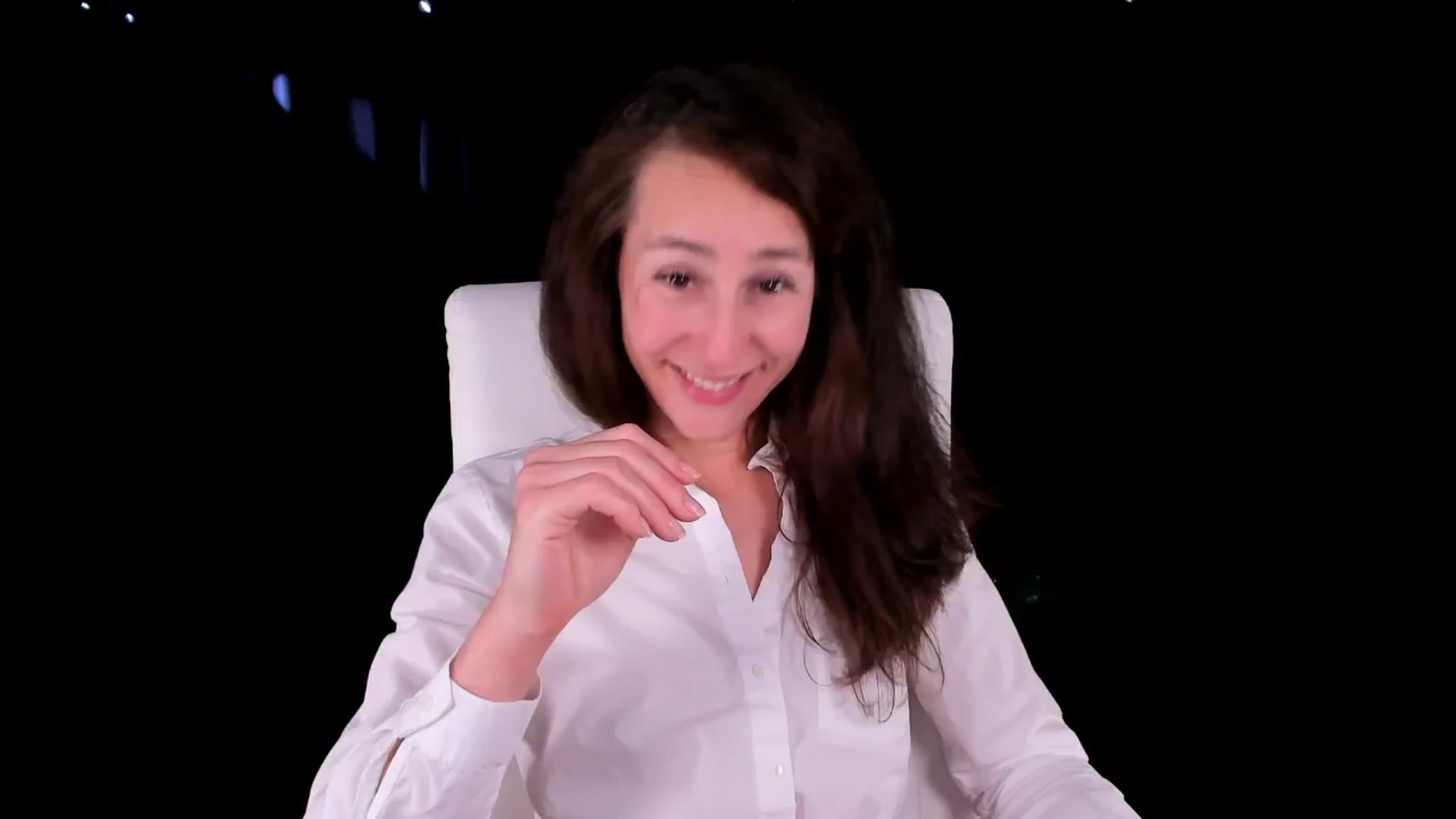 Gallery image thumbnail from Olivia's myfreecams stream on, 08/04/2024, 04:11 image 11 of 20