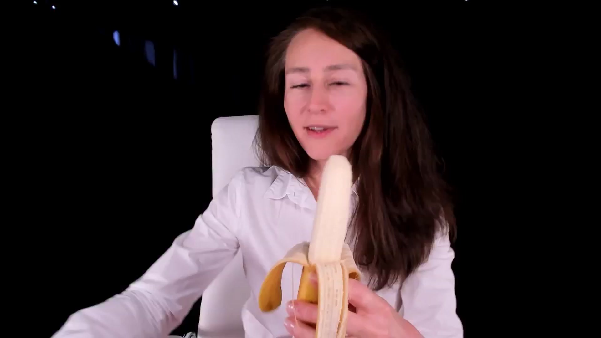 Gallery image thumbnail from Olivia's myfreecams stream on, 08/04/2024, 04:11 image 12 of 20