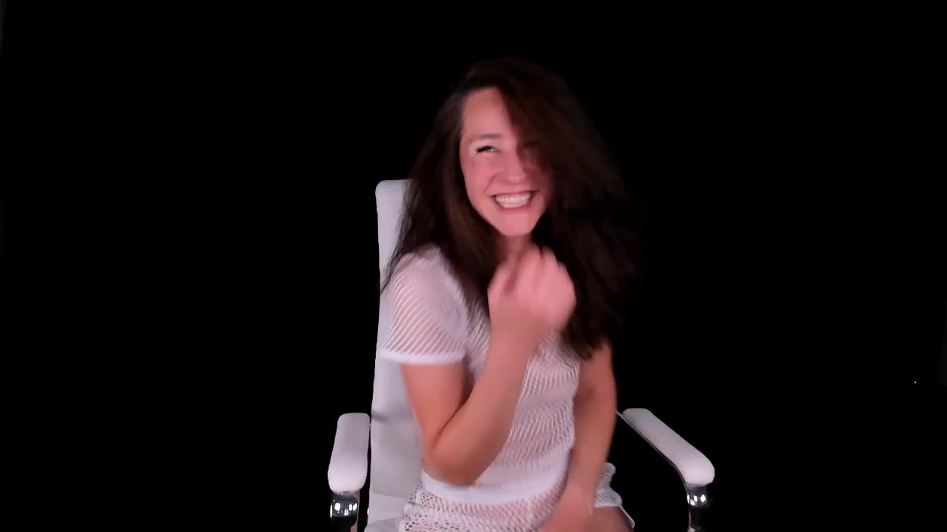 Gallery image thumbnail from Olivia's myfreecams stream on, 08/11/2024, 05:18 image 7 of 20