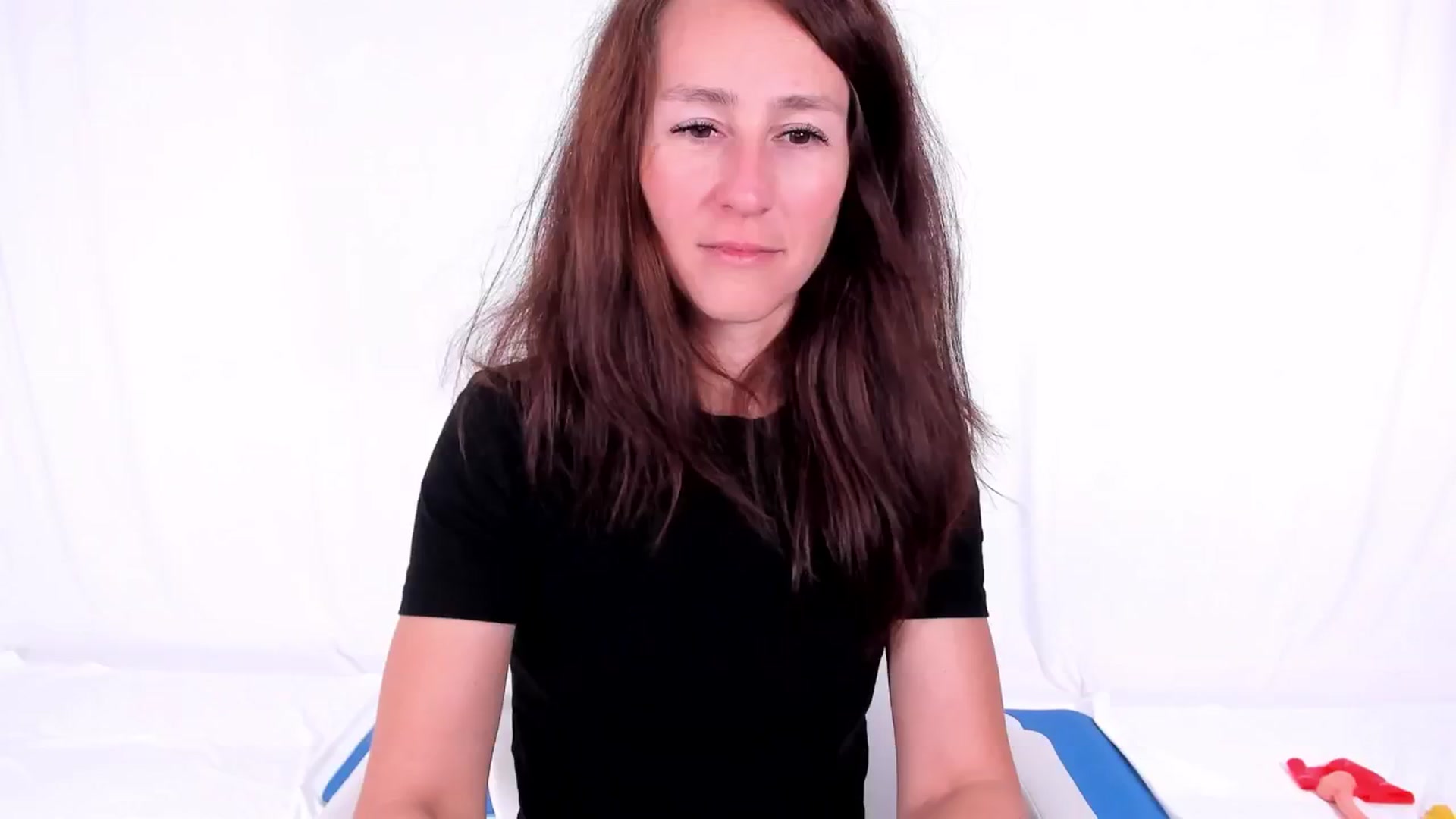 Gallery image thumbnail from Olivia's myfreecams stream on, 08/16/2024, 18:44 image 17 of 20