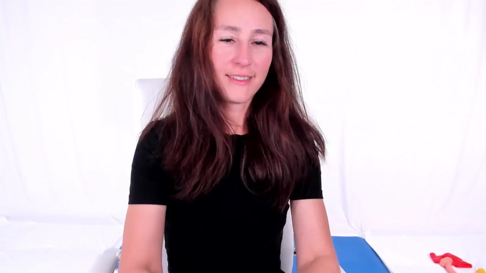 Gallery image thumbnail from Olivia's myfreecams stream on, 08/16/2024, 18:44 image 16 of 20