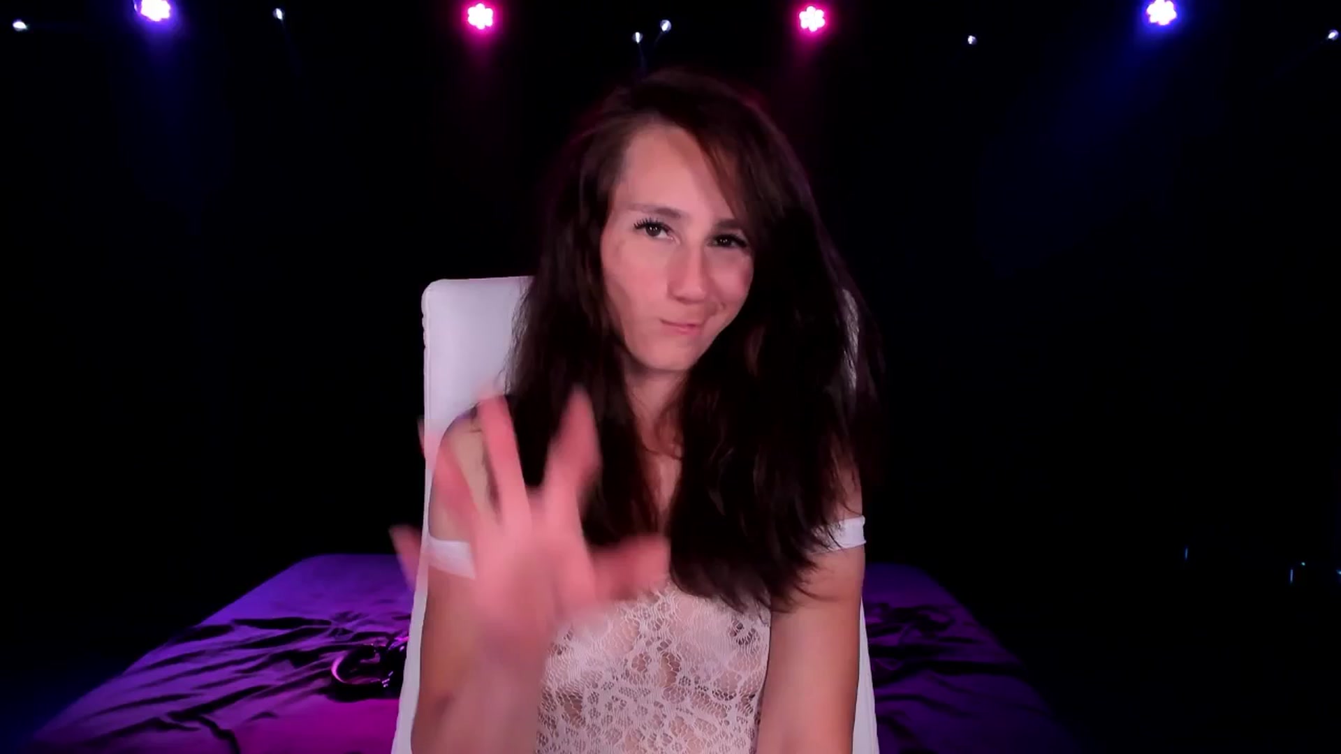 Gallery image thumbnail from Olivia's myfreecams stream on, 09/10/2024, 05:30 image 14 of 20