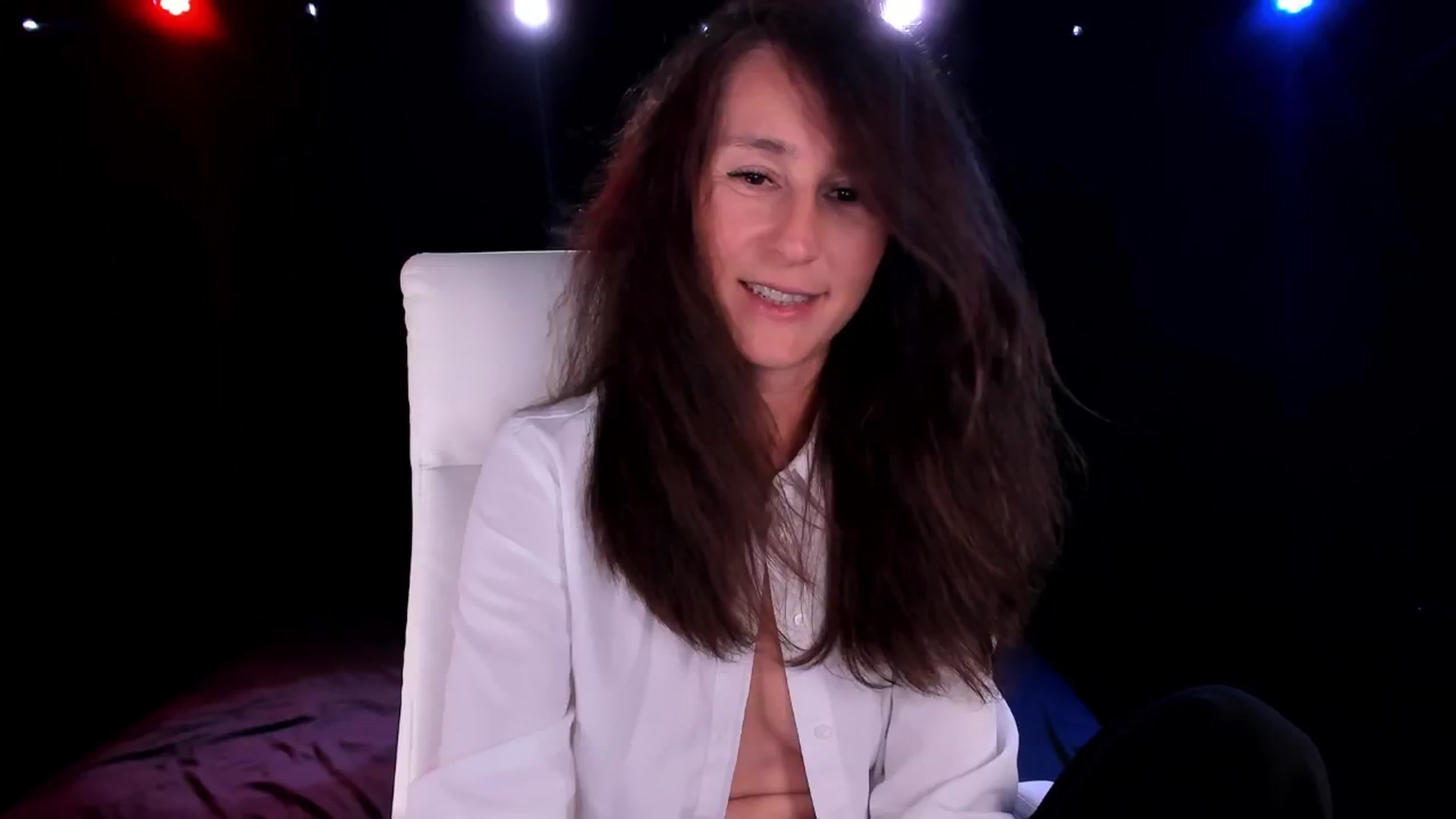 Gallery image thumbnail from Olivia's myfreecams stream on, 09/11/2024, 04:36 image 16 of 20