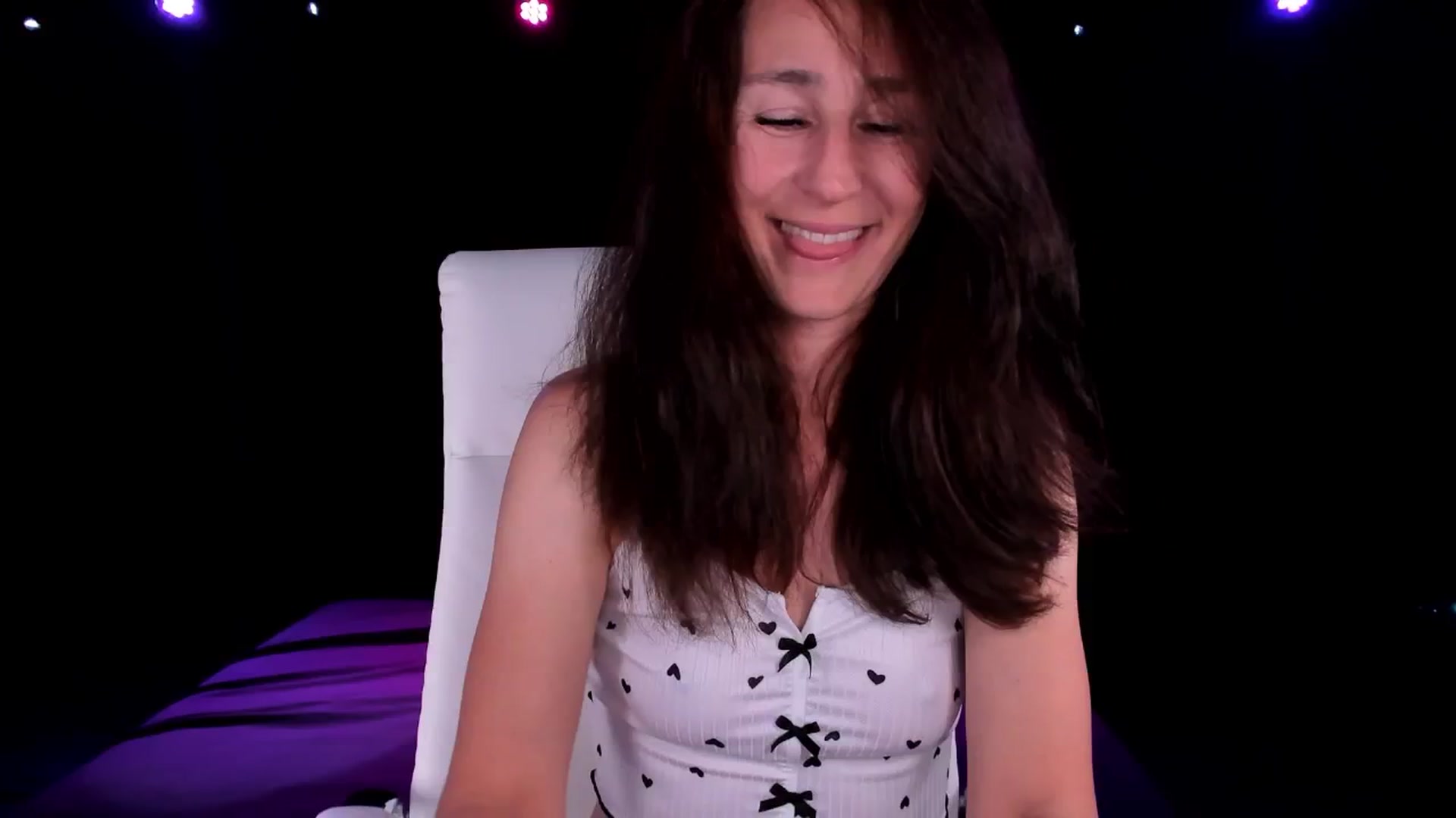 Gallery image thumbnail from Olivia's myfreecams stream on, 09/12/2024, 05:20 image 6 of 20