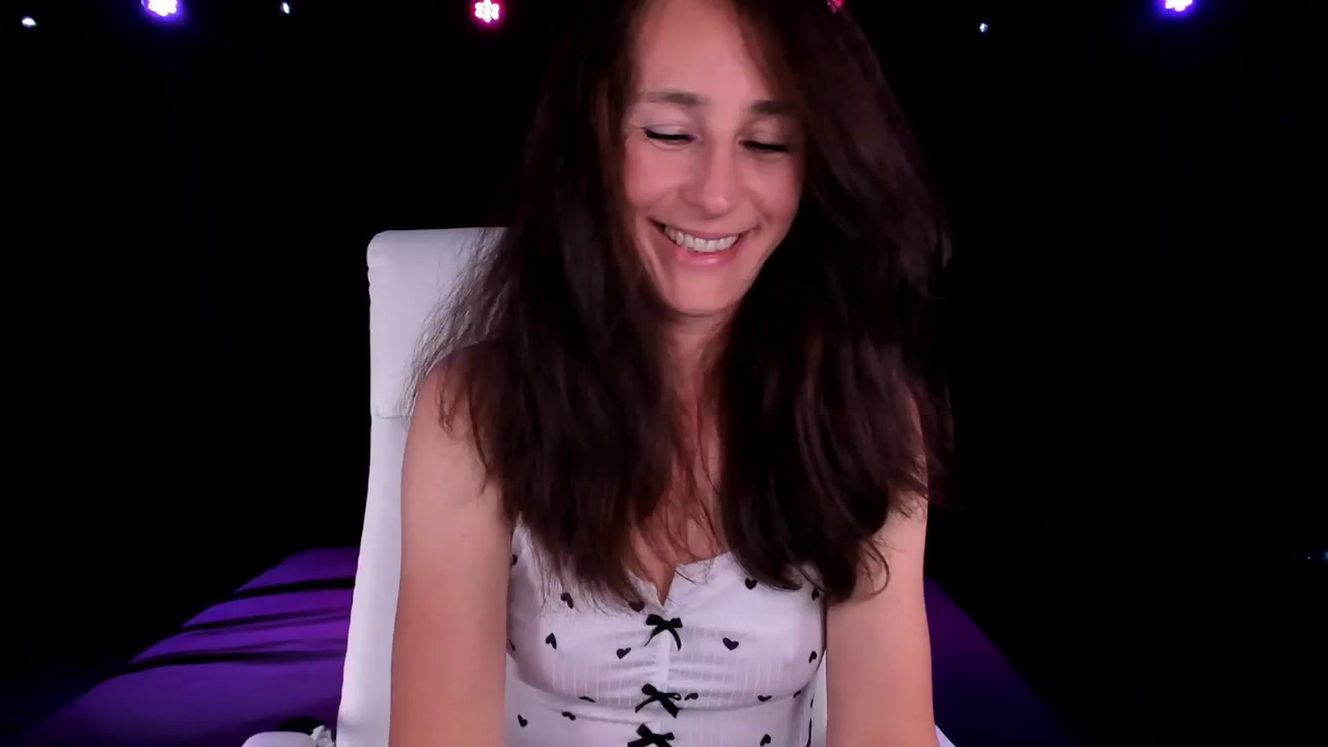 Gallery image thumbnail from Olivia's myfreecams stream on, 09/12/2024, 05:20 image 9 of 20