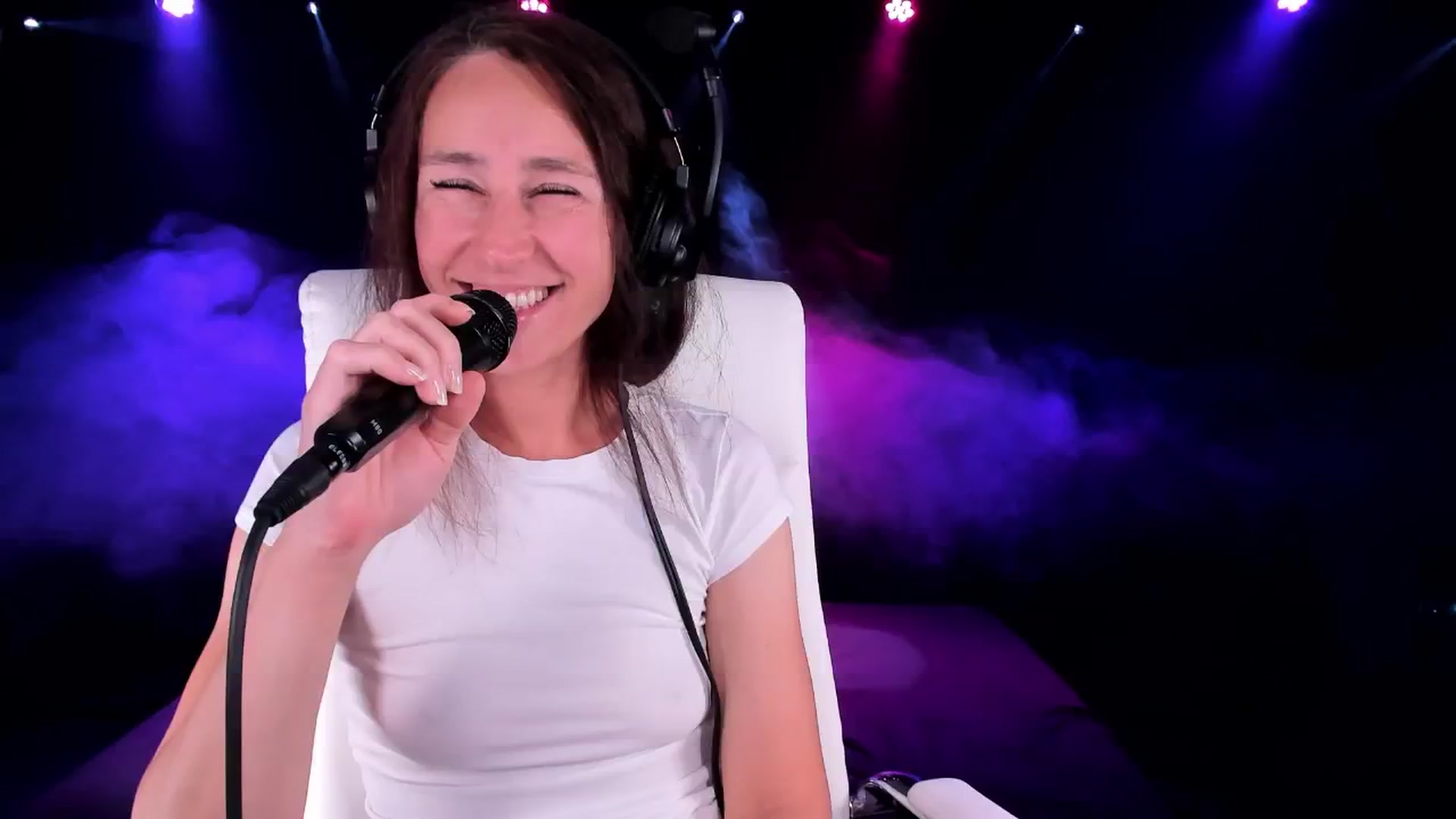 Gallery image thumbnail from Olivia's myfreecams stream on, 09/13/2024, 05:06 image 15 of 20