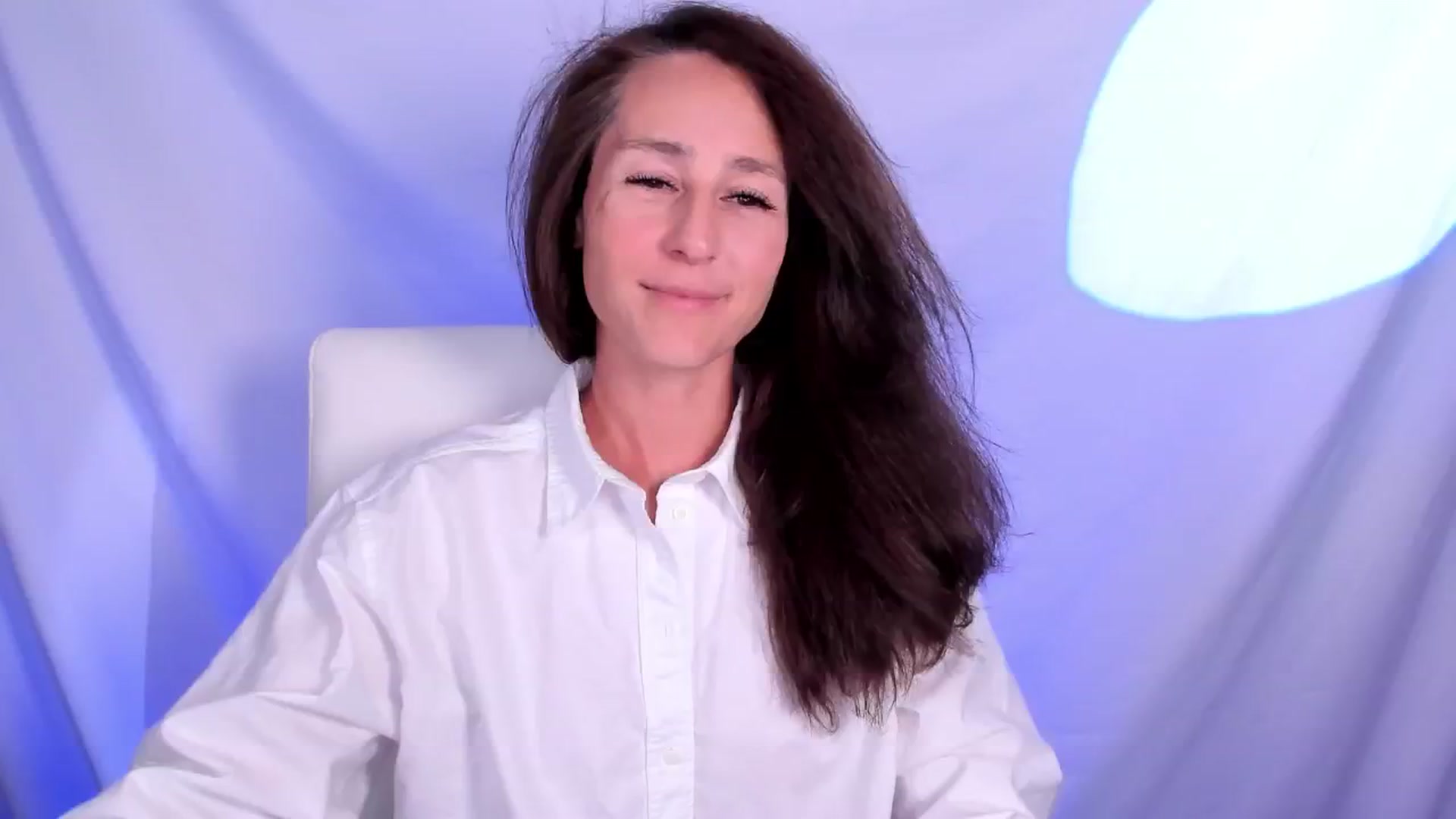 Gallery image thumbnail from Olivia's myfreecams stream on, 09/15/2024, 03:06 image 8 of 20