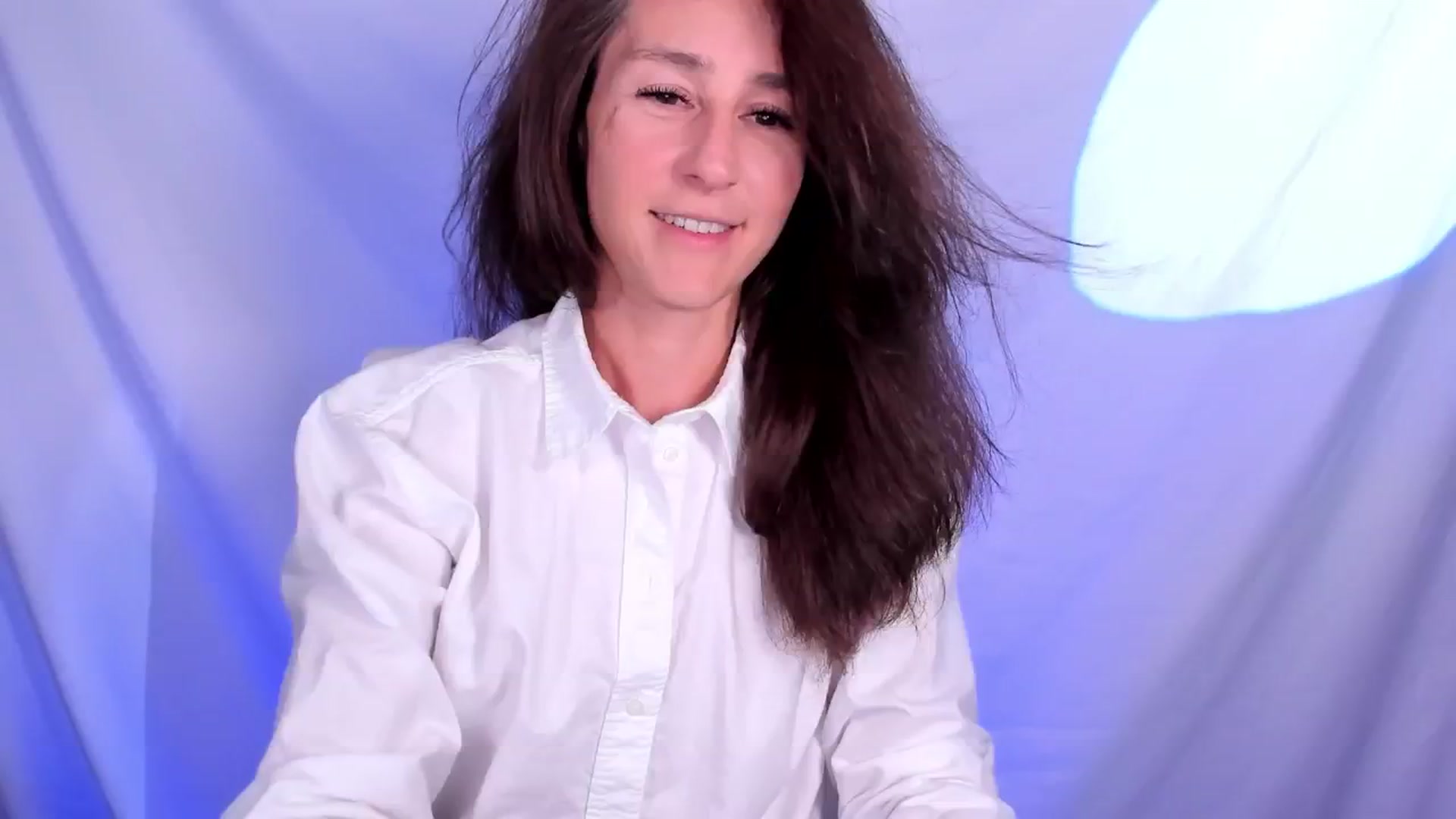 Gallery image thumbnail from Olivia's myfreecams stream on, 09/15/2024, 03:06 image 7 of 20