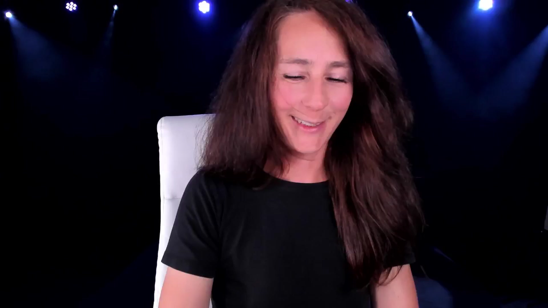 Gallery image thumbnail from Olivia's myfreecams stream on, 09/20/2024, 05:28 image 13 of 20