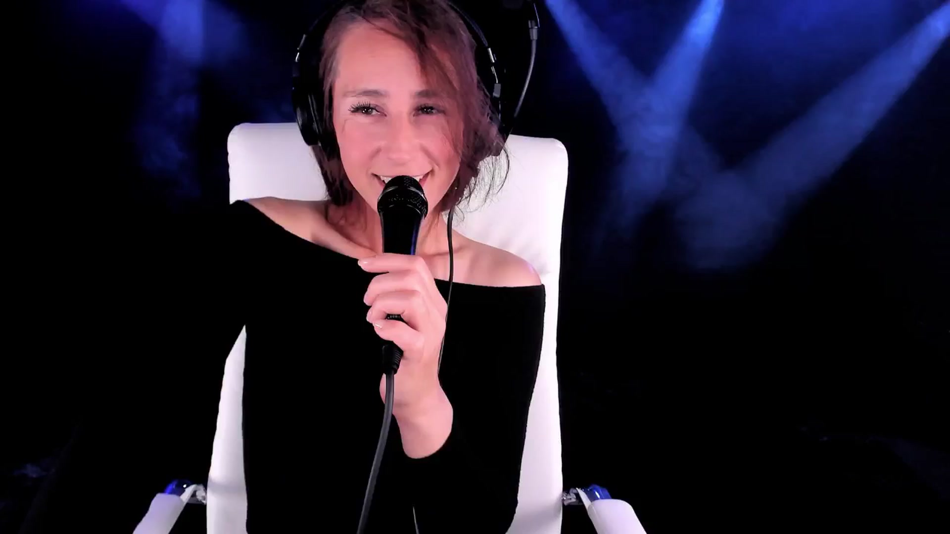 Gallery image thumbnail from Olivia's myfreecams stream on, 09/27/2024, 04:40 image 5 of 20