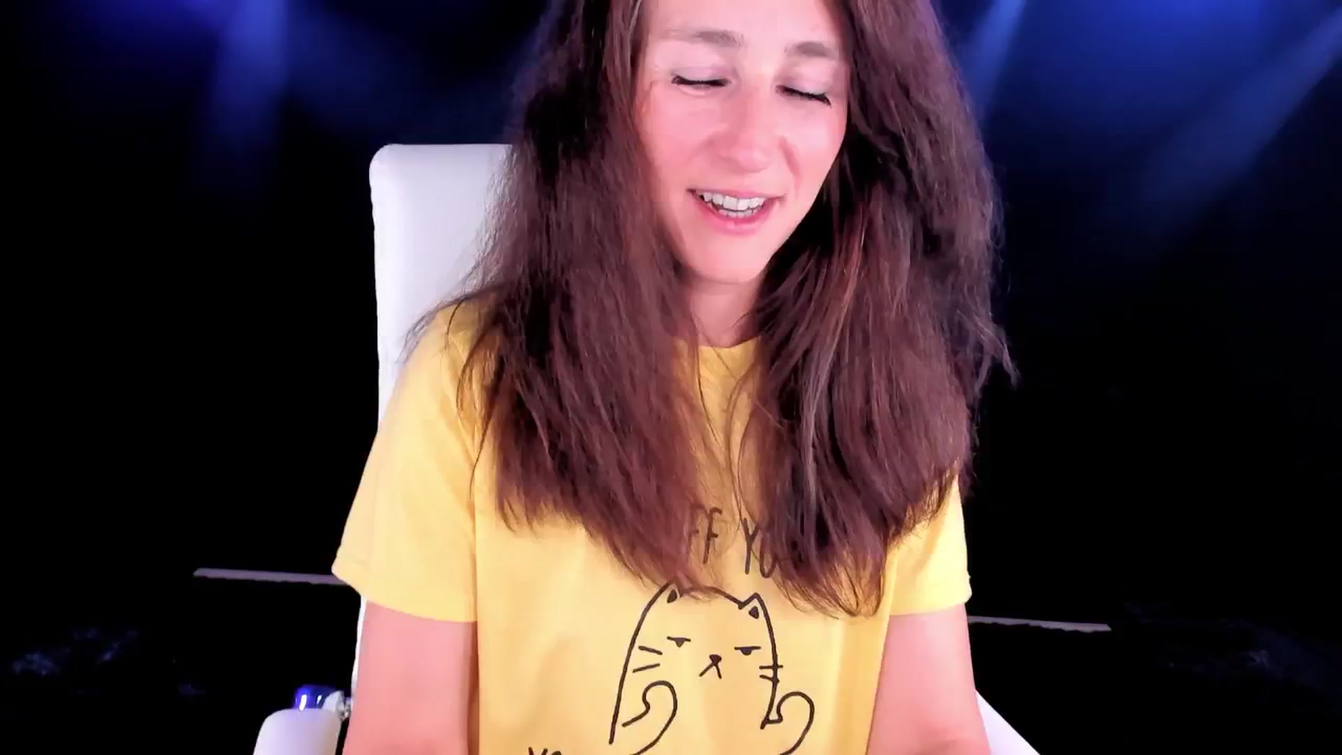 Gallery image thumbnail from Olivia's myfreecams stream on, 09/27/2024, 06:10 image 4 of 20