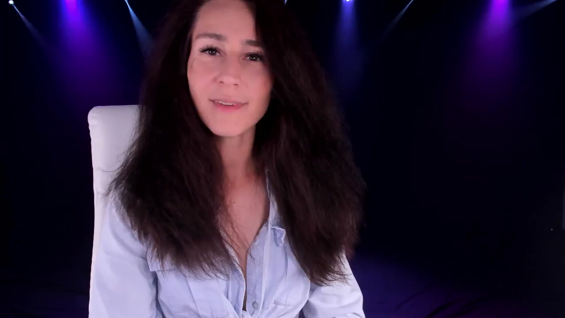 Gallery image thumbnail from Olivia's myfreecams stream on, 10/20/2024, 07:02 image 1 of 20
