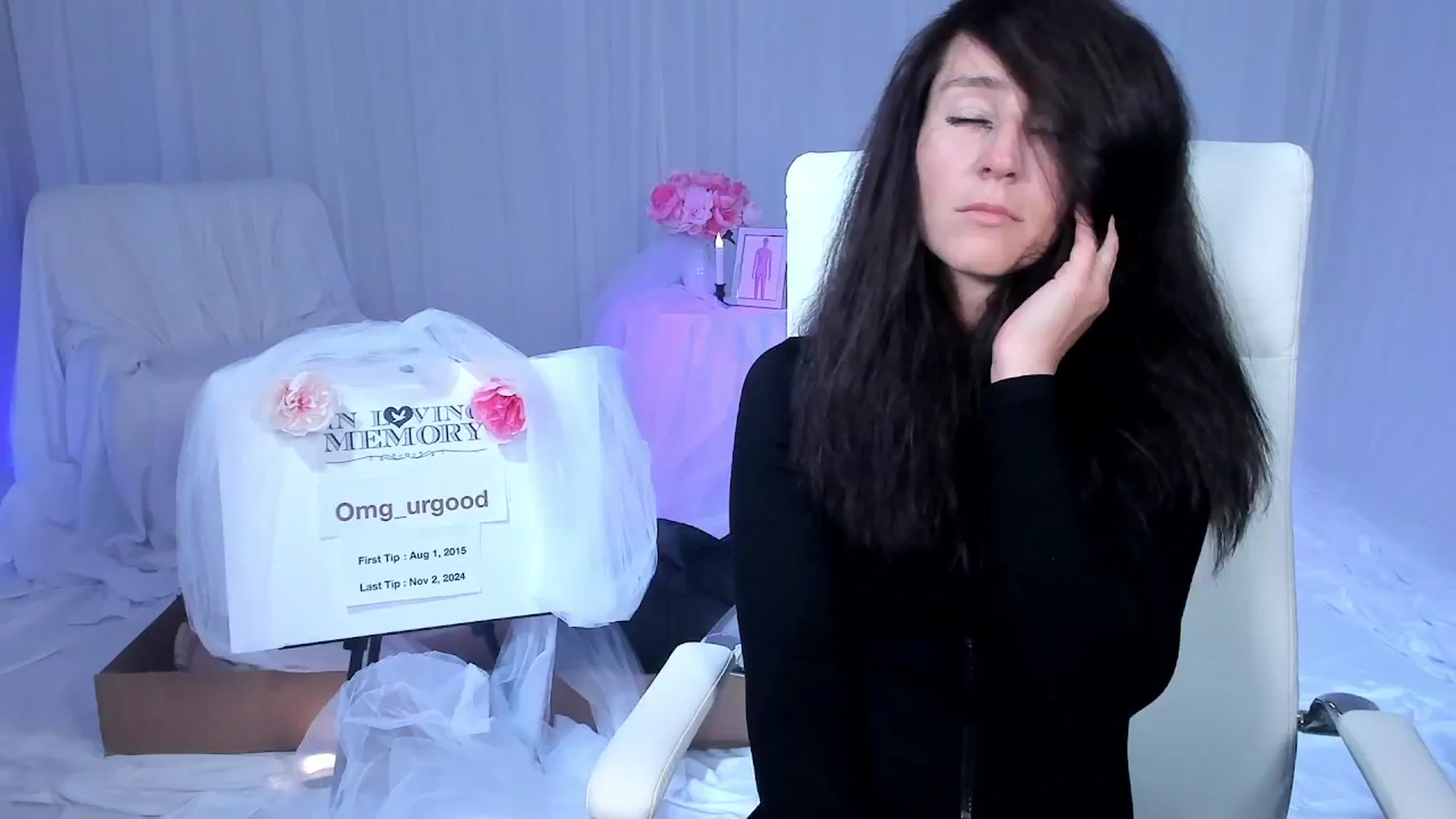 Gallery image thumbnail from Olivia's myfreecams stream on, 11/08/2024, 06:10 image 6 of 20