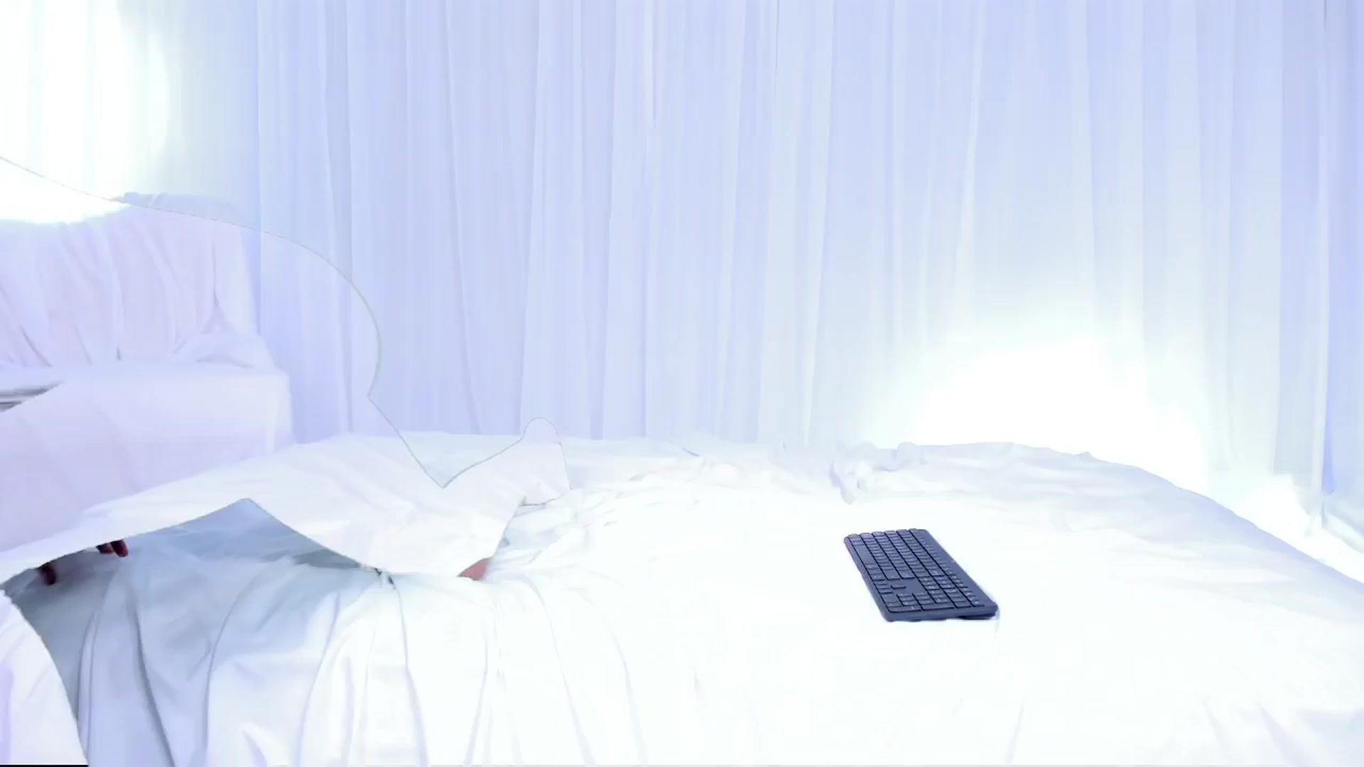 Gallery image thumbnail from Olivia's myfreecams stream on, 11/13/2024, 06:37 image 10 of 20