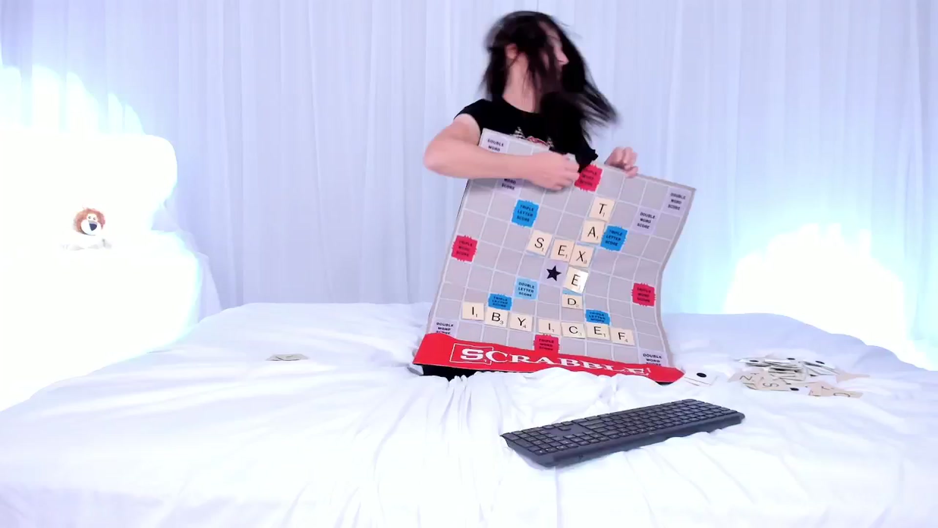 Gallery image thumbnail from Olivia's myfreecams stream on, 11/14/2024, 06:16 image 16 of 20