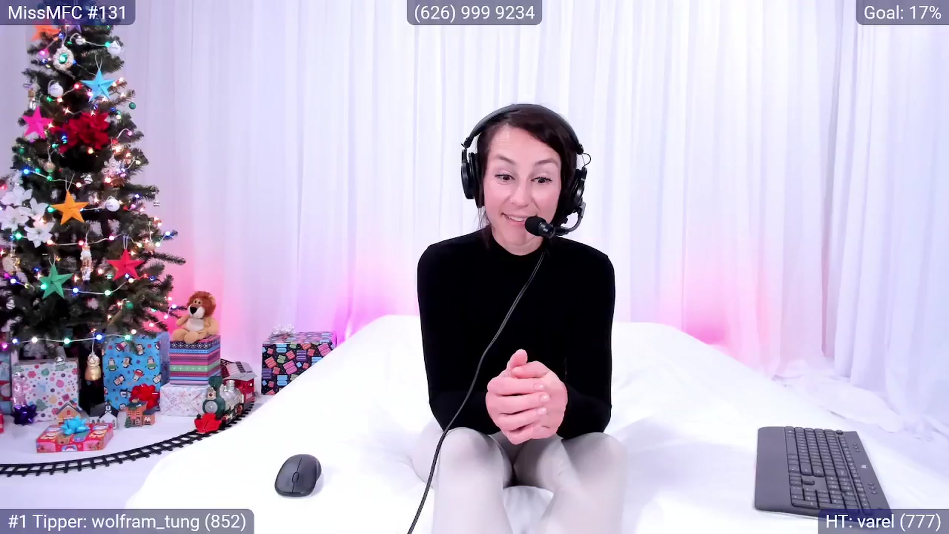 Gallery image thumbnail from Olivia's myfreecams stream on, 12/03/2024, 06:05 image 7 of 20