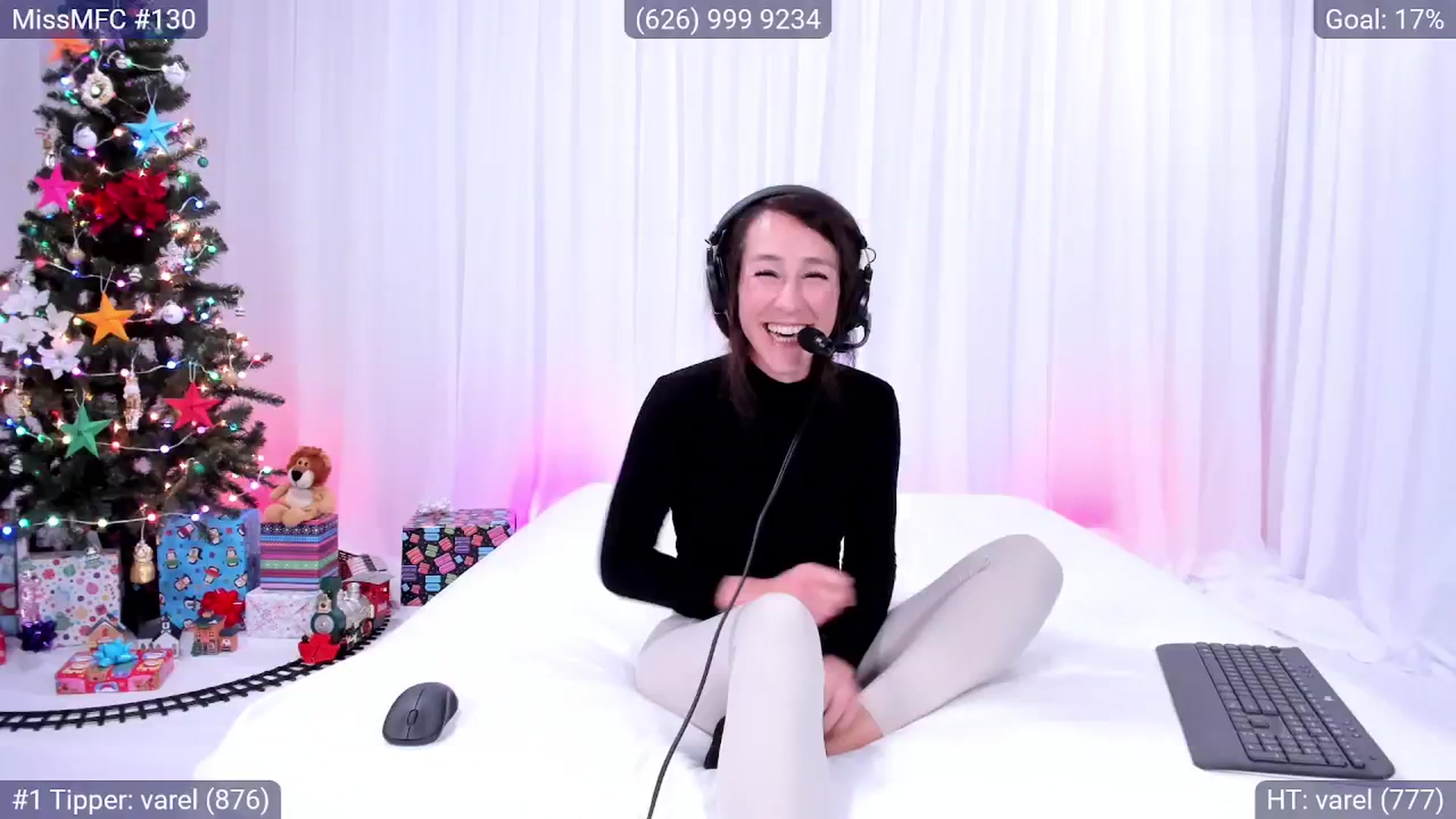 Gallery image thumbnail from Olivia's myfreecams stream on, 12/03/2024, 06:05 image 13 of 20