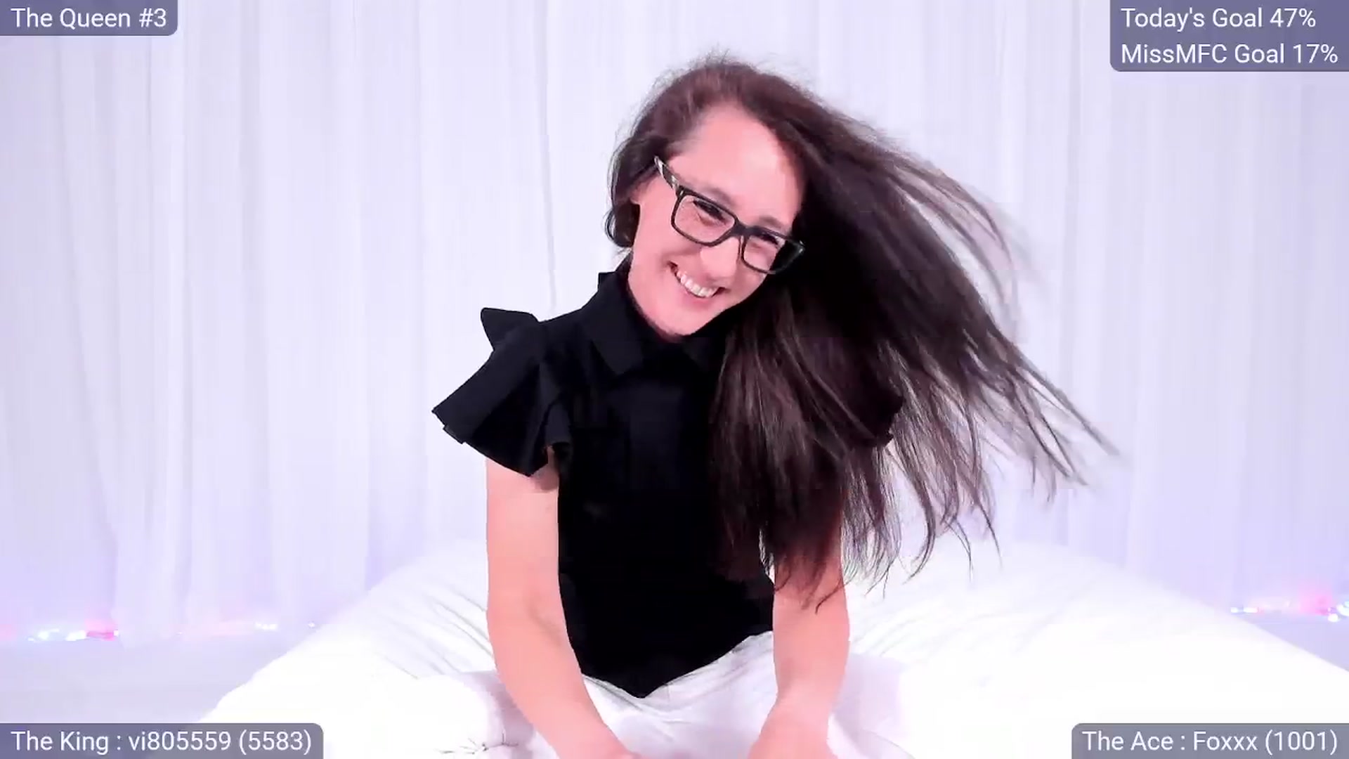 Gallery image thumbnail from Olivia's myfreecams stream on, 02/13/2025, 05:56 image 14 of 20