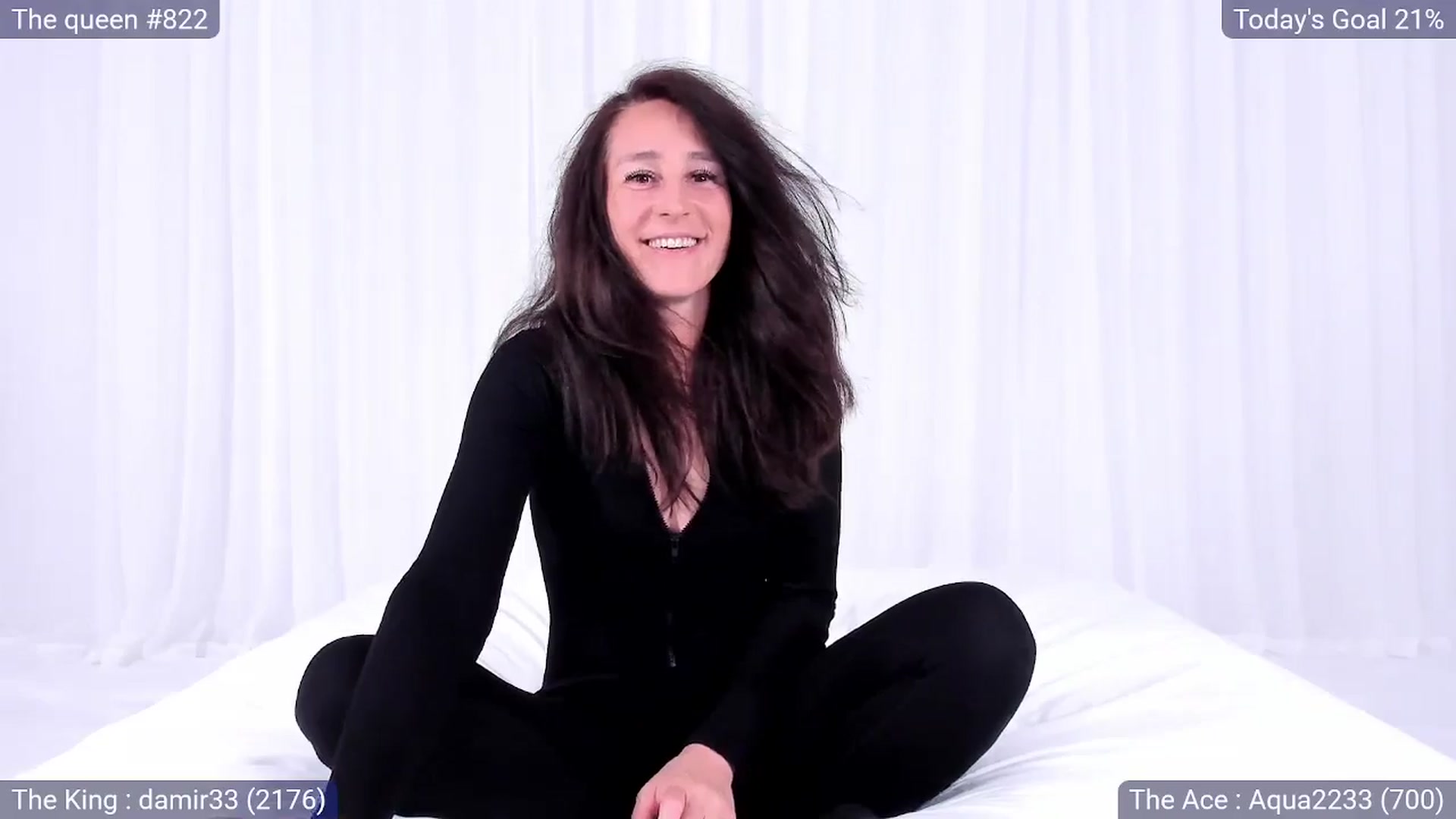 Gallery image thumbnail from Olivia's myfreecams stream on, 03/21/2025, 05:14 image 6 of 20